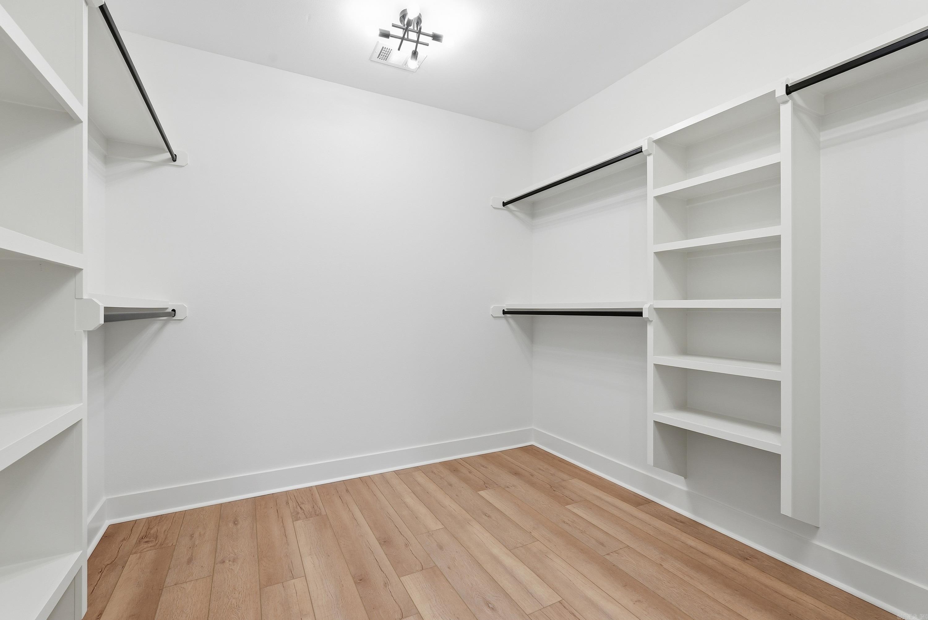 REYNOLDS RIDGE - Residential