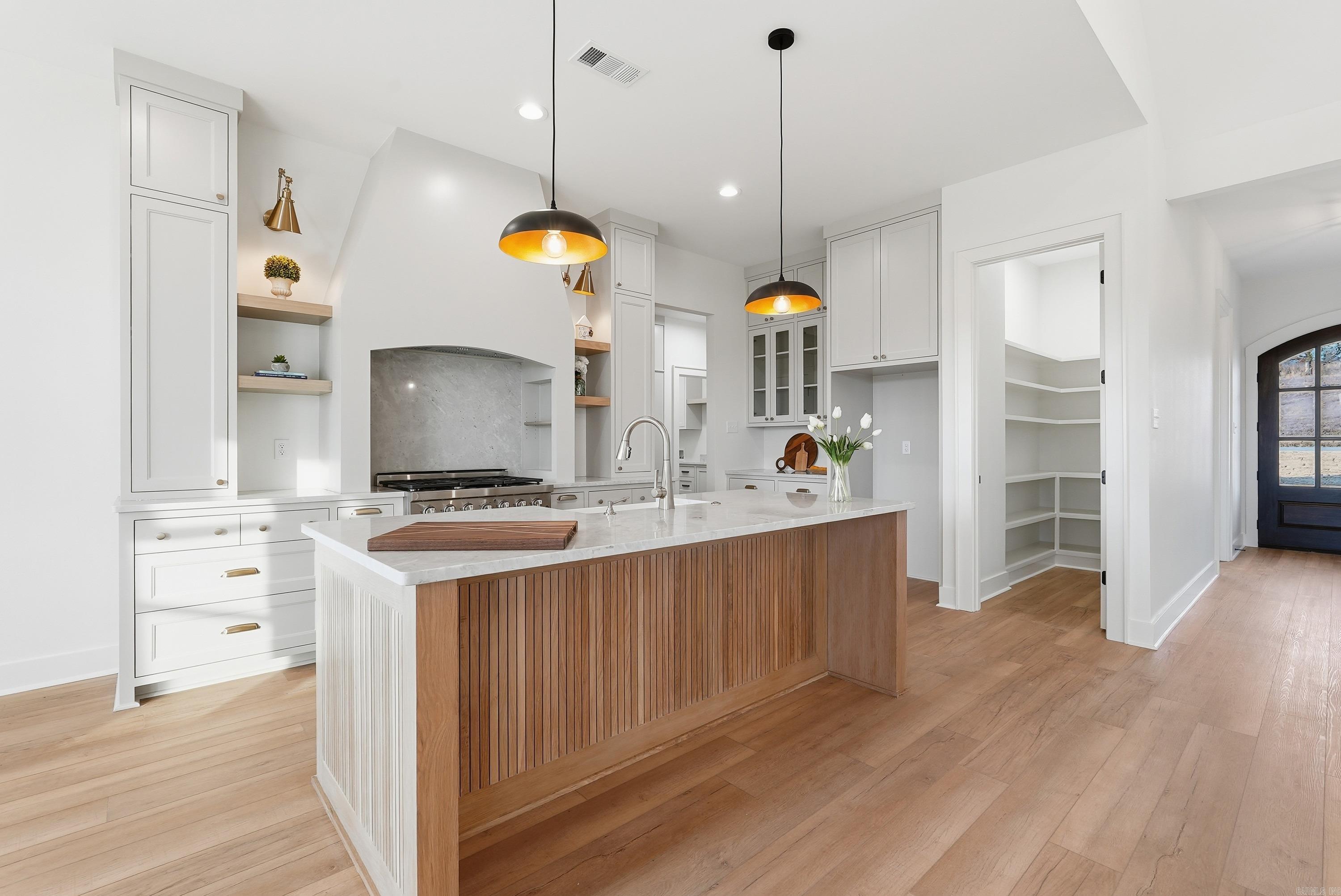 REYNOLDS RIDGE - Residential