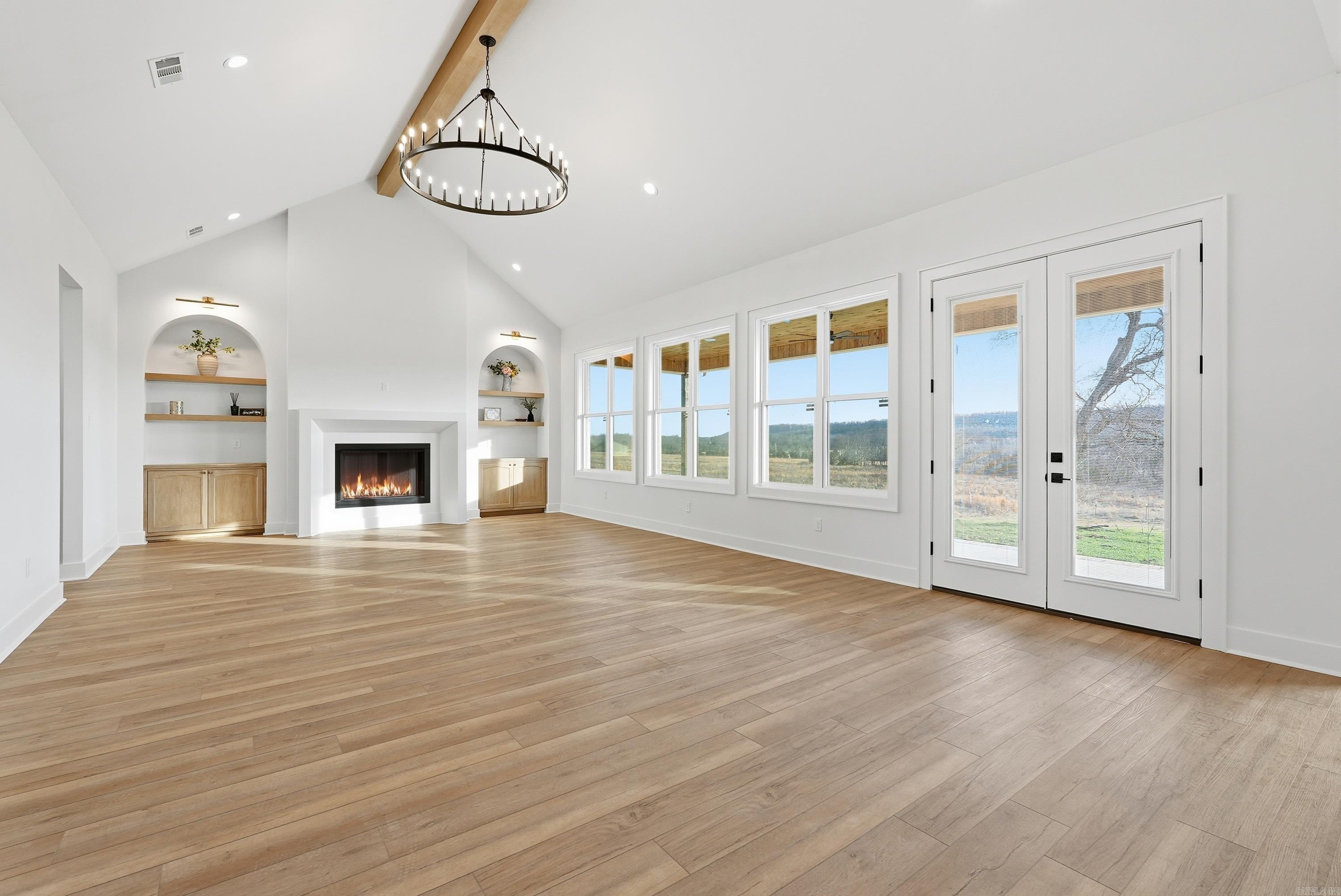 REYNOLDS RIDGE - Residential