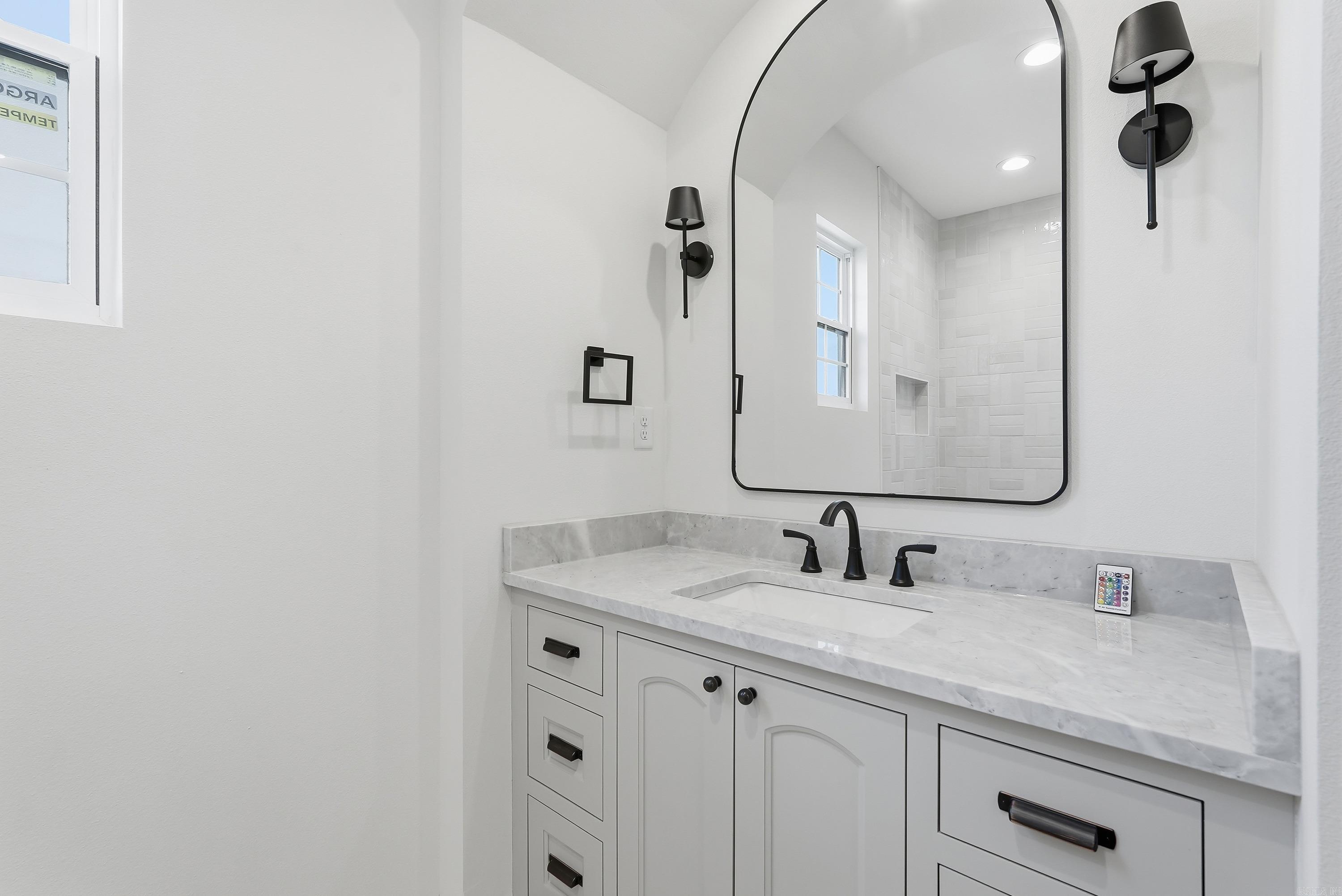 REYNOLDS RIDGE - Residential