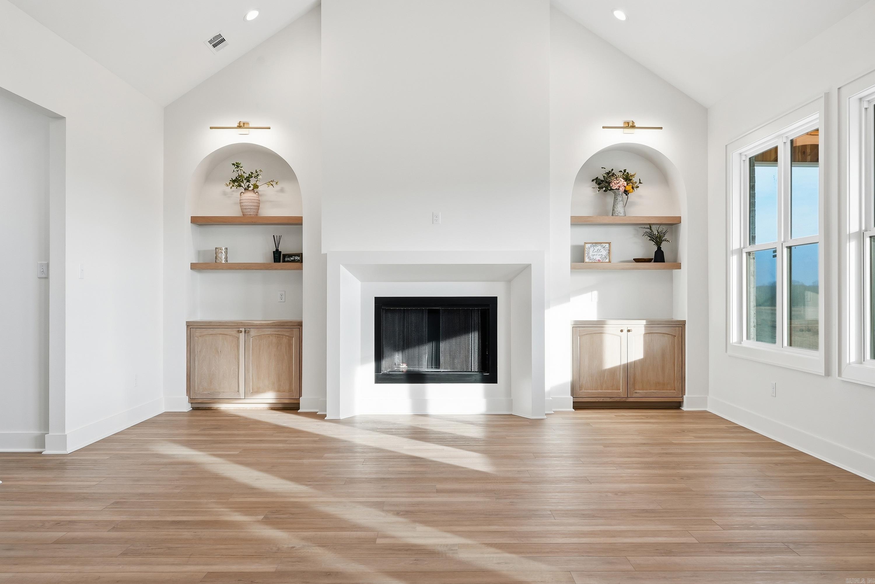 REYNOLDS RIDGE - Residential