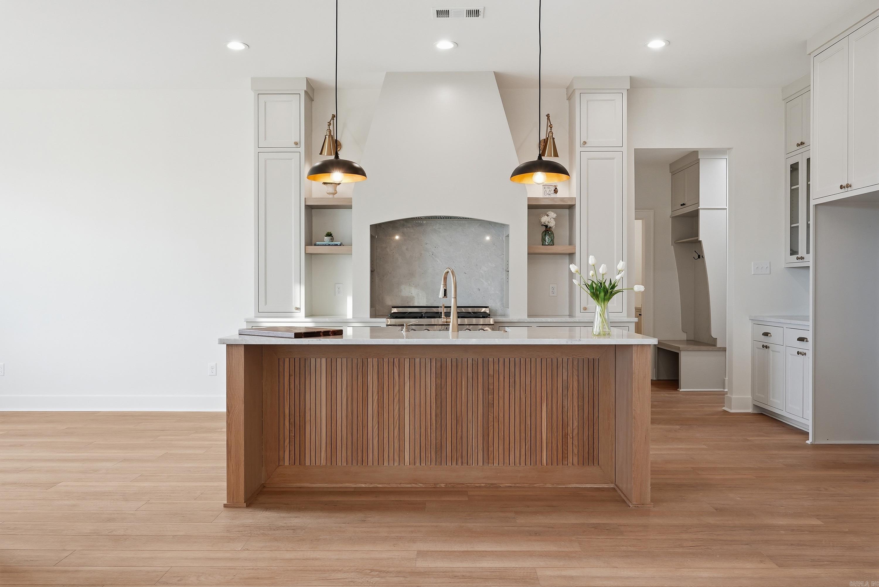 REYNOLDS RIDGE - Residential