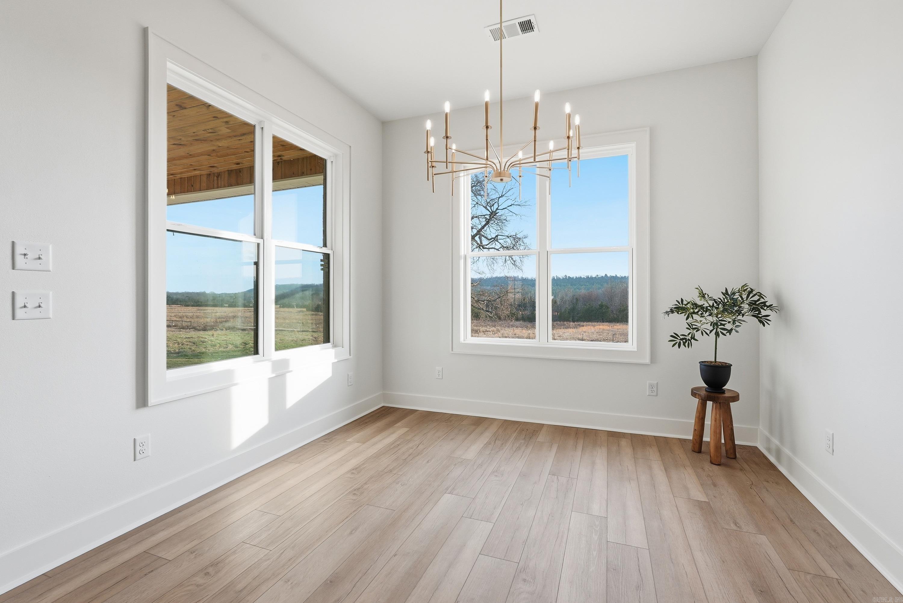 REYNOLDS RIDGE - Residential