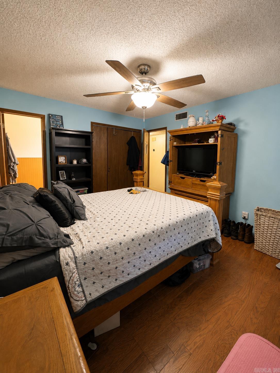 Shady Grove - Residential