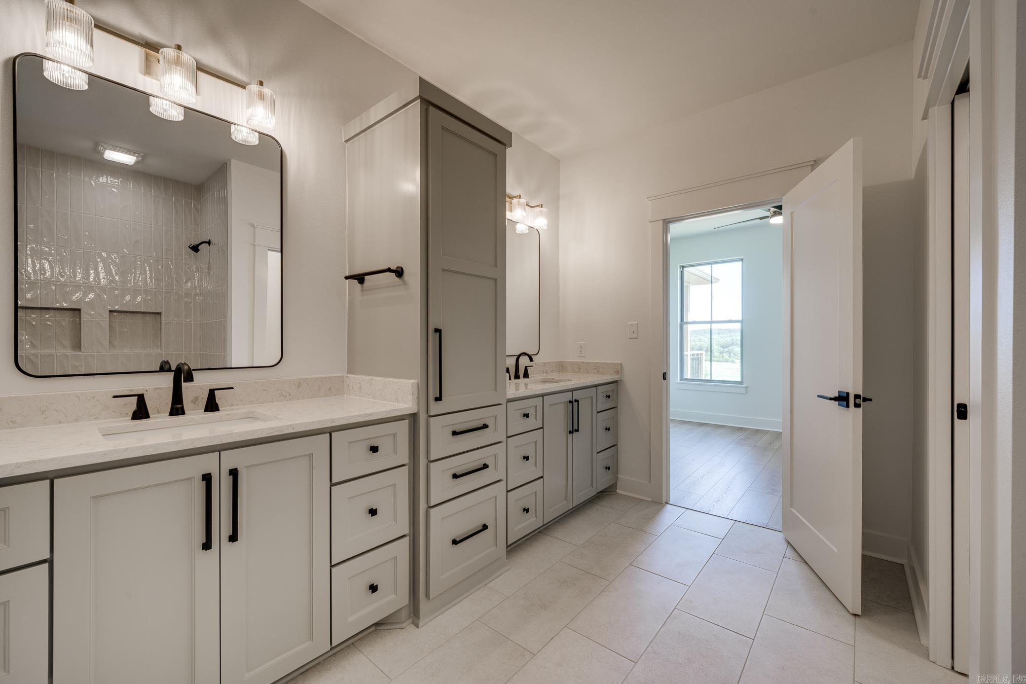 REYNOLDS RIDGE - Residential