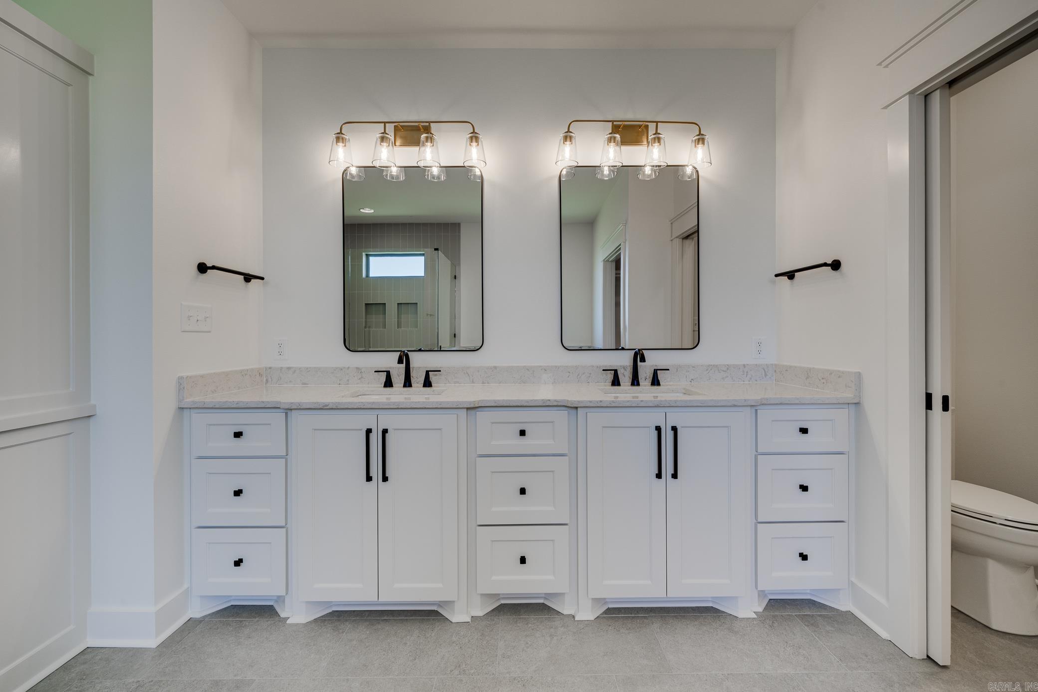 REYNOLDS RIDGE - Residential