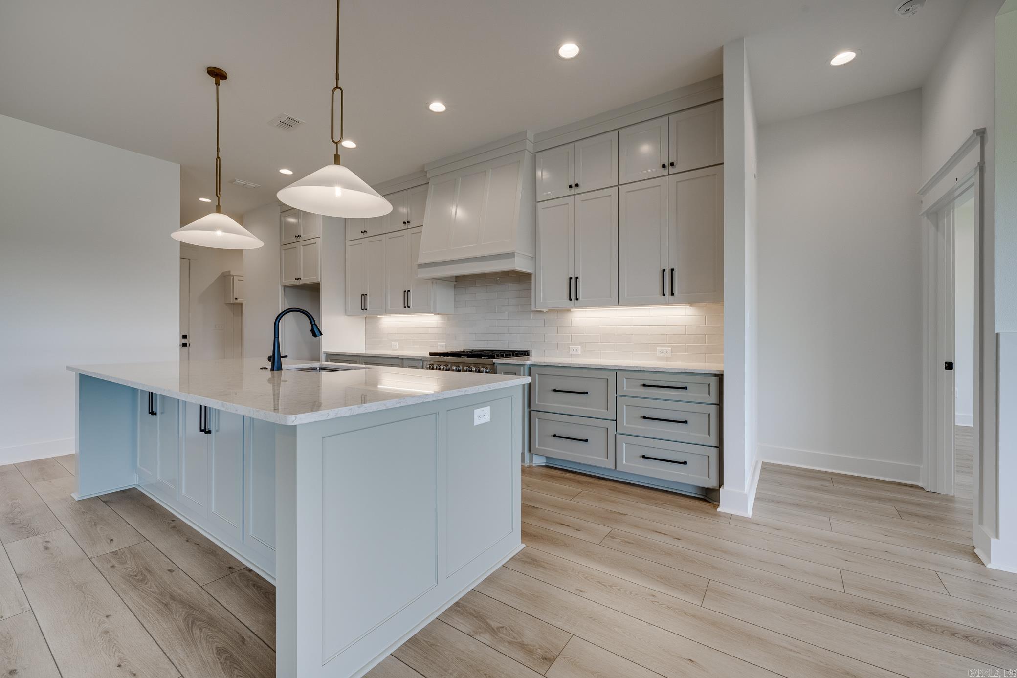 REYNOLDS RIDGE - Residential