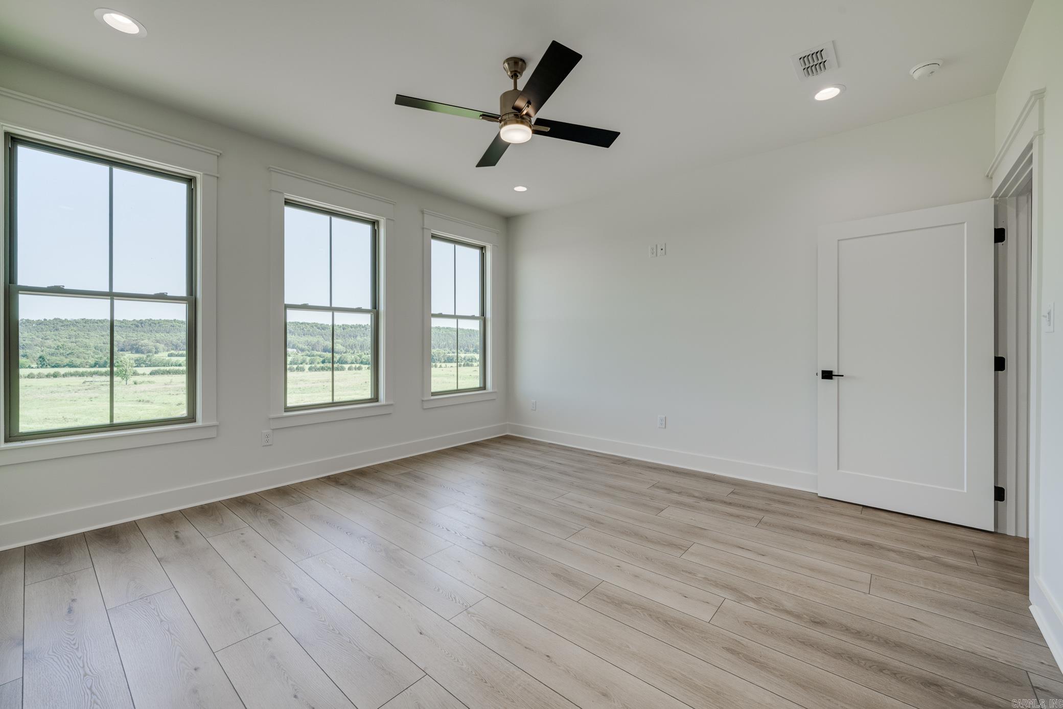 REYNOLDS RIDGE - Residential