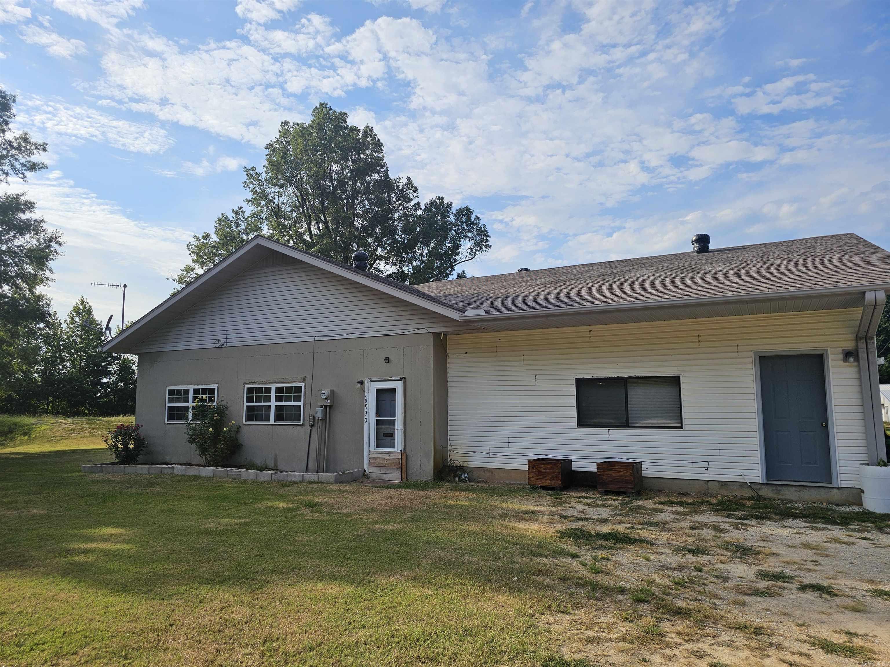 SILVER SPRINGS - Residential