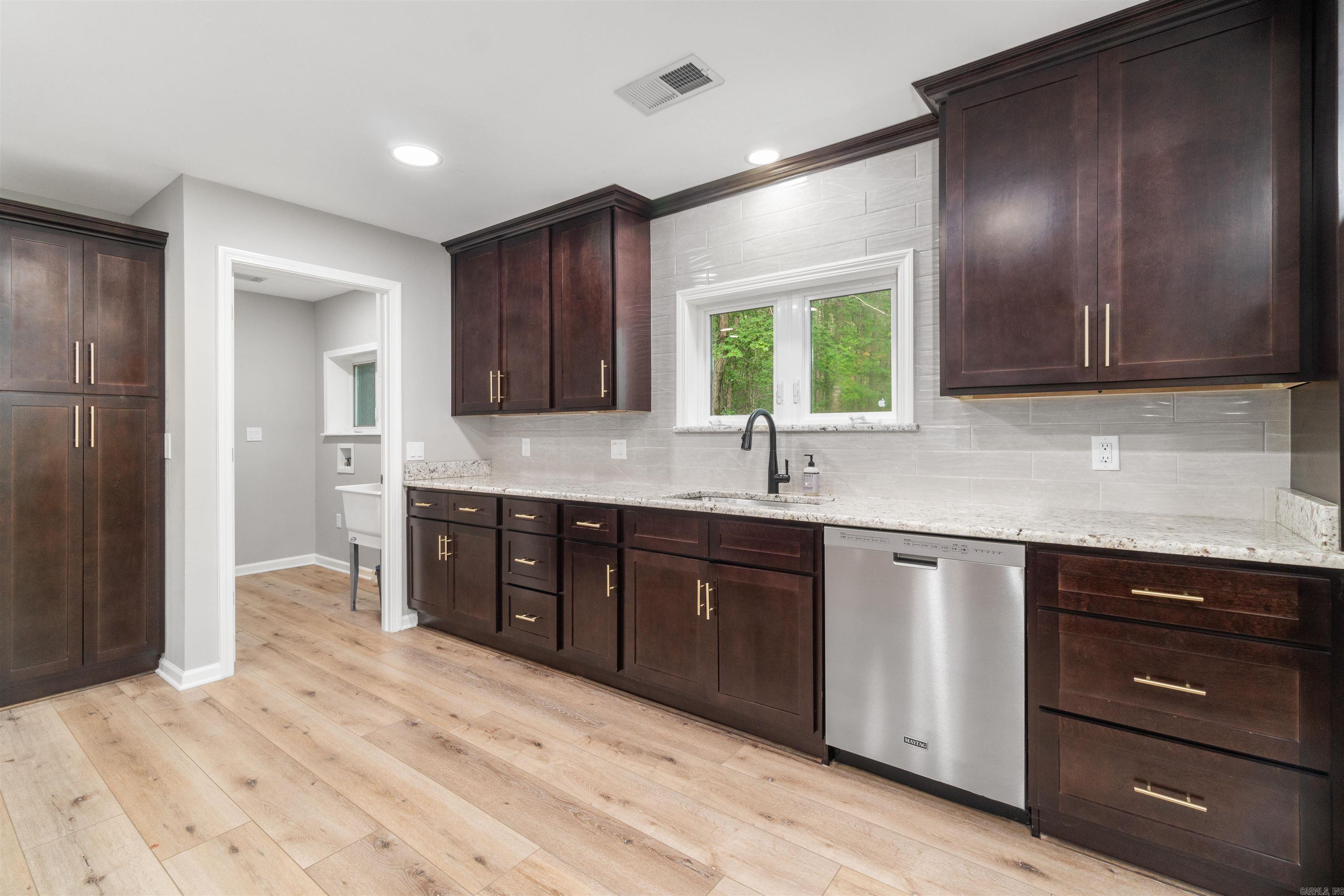 CIENTO - Residential