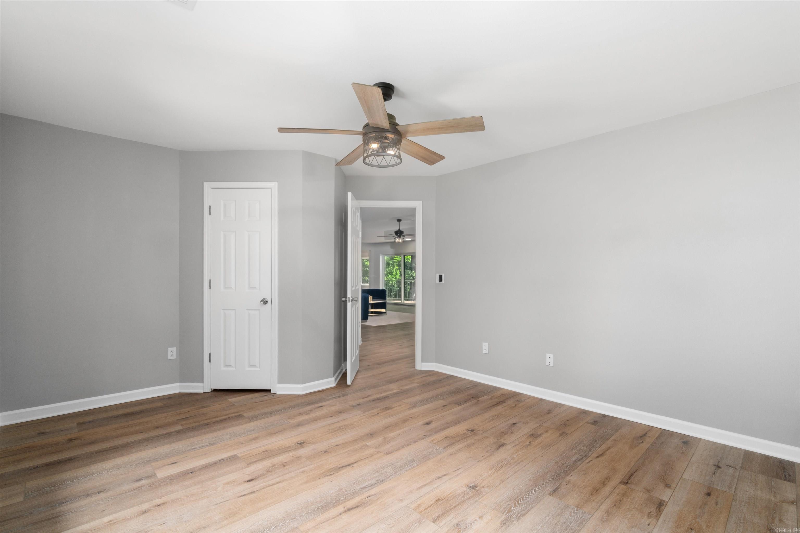 CIENTO - Residential