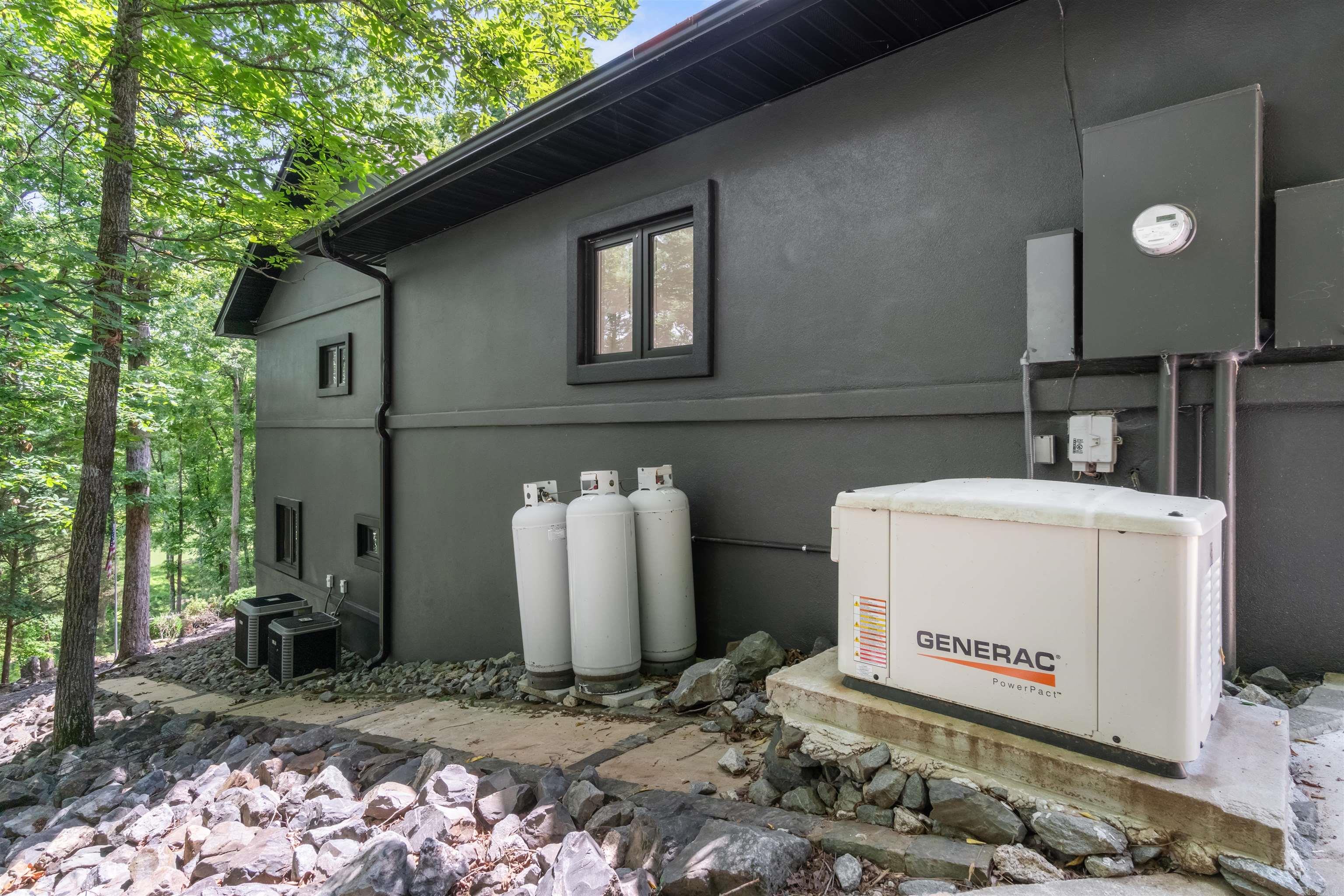 CIENTO - Residential