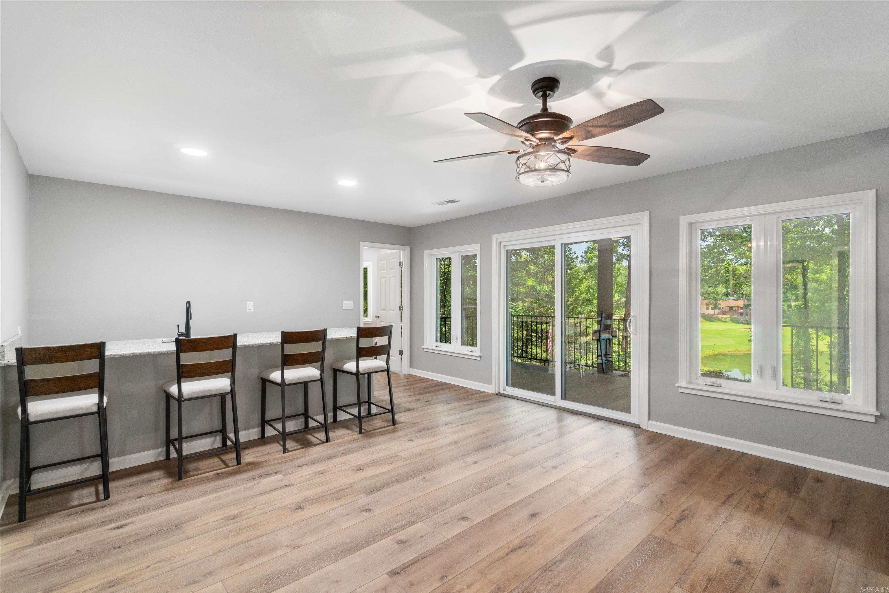 CIENTO - Residential