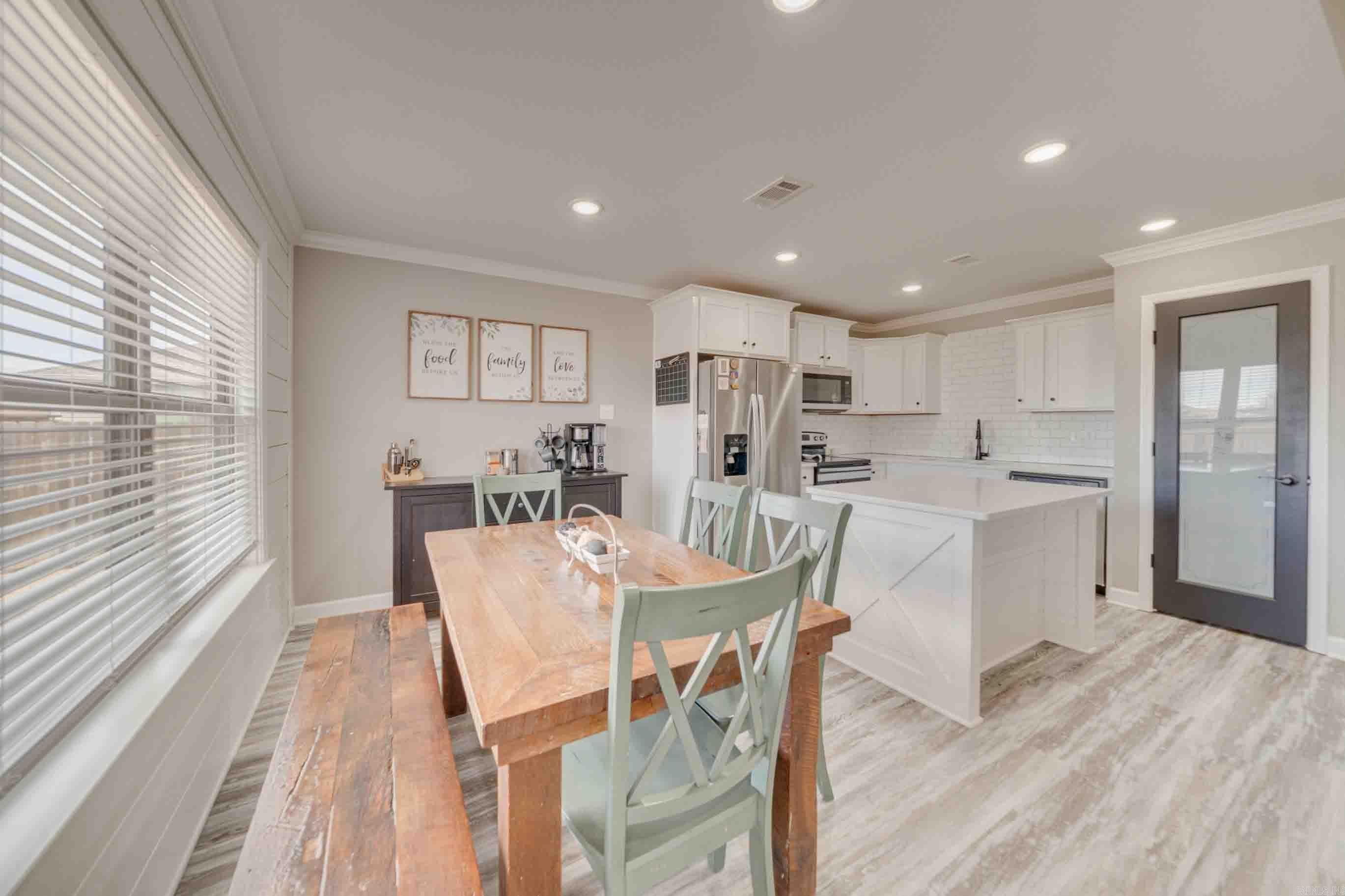 DEERFIELD ESTATES - Residential