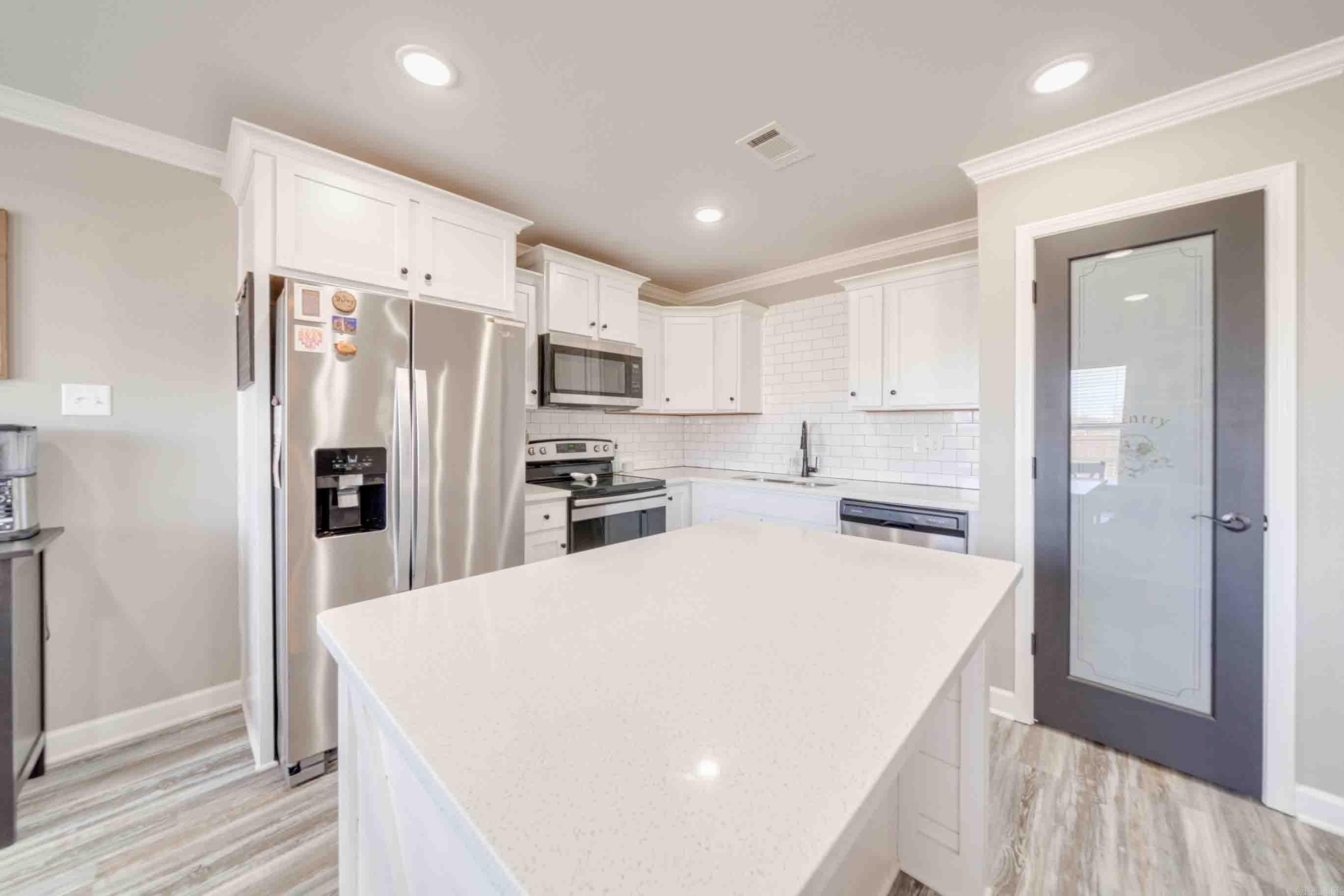 DEERFIELD ESTATES - Residential