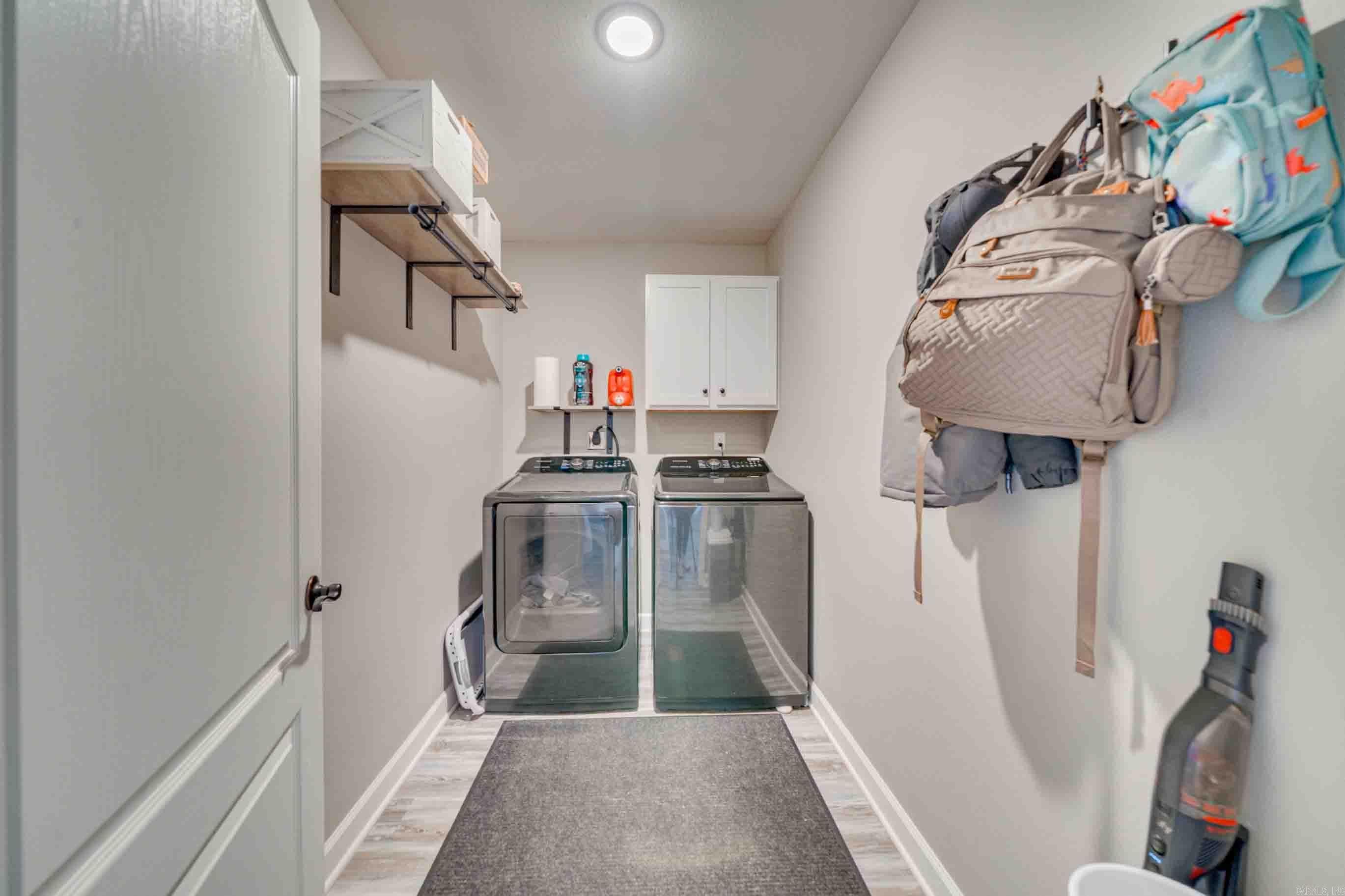 DEERFIELD ESTATES - Residential