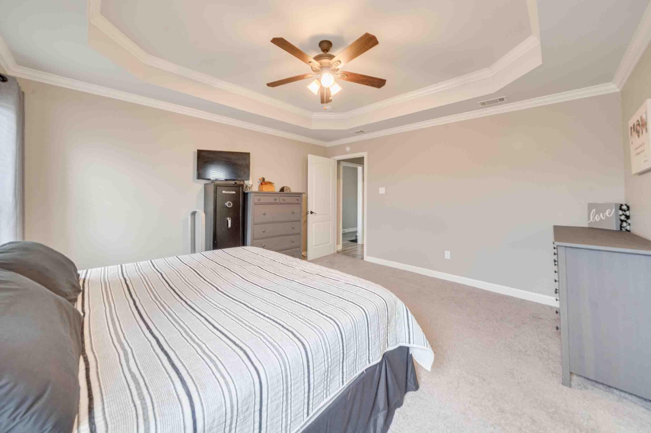 DEERFIELD ESTATES - Residential