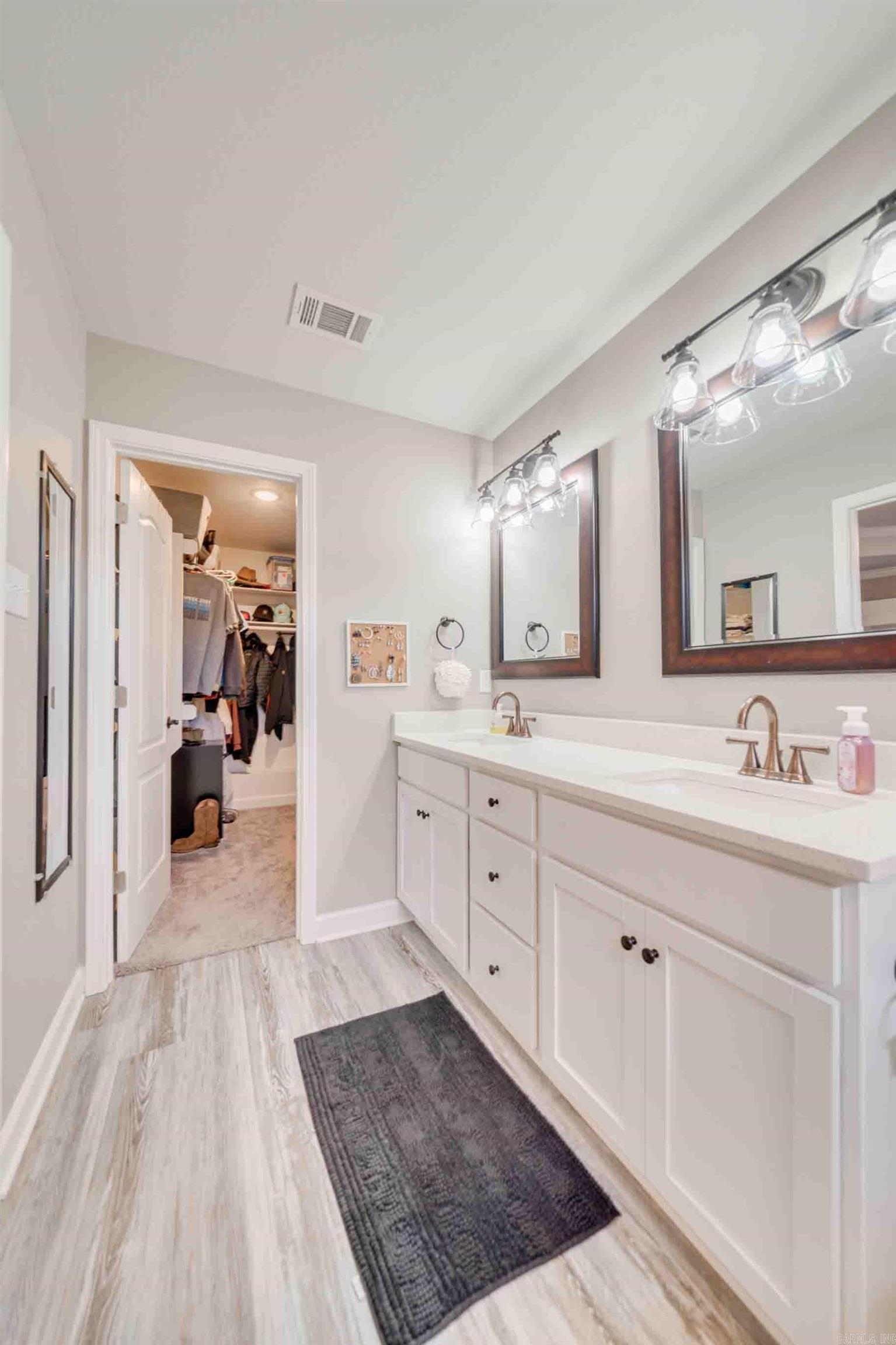 DEERFIELD ESTATES - Residential