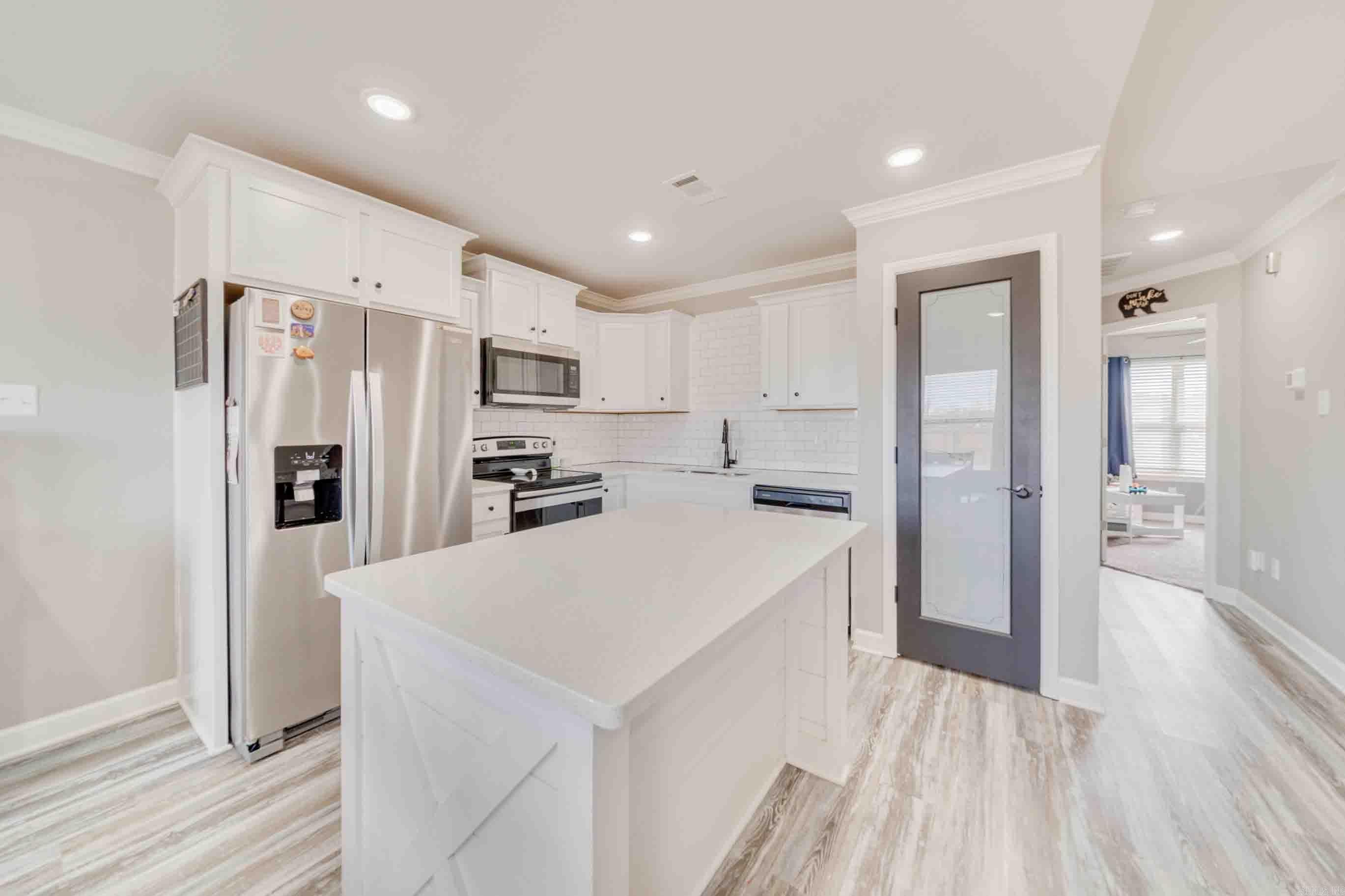 DEERFIELD ESTATES - Residential