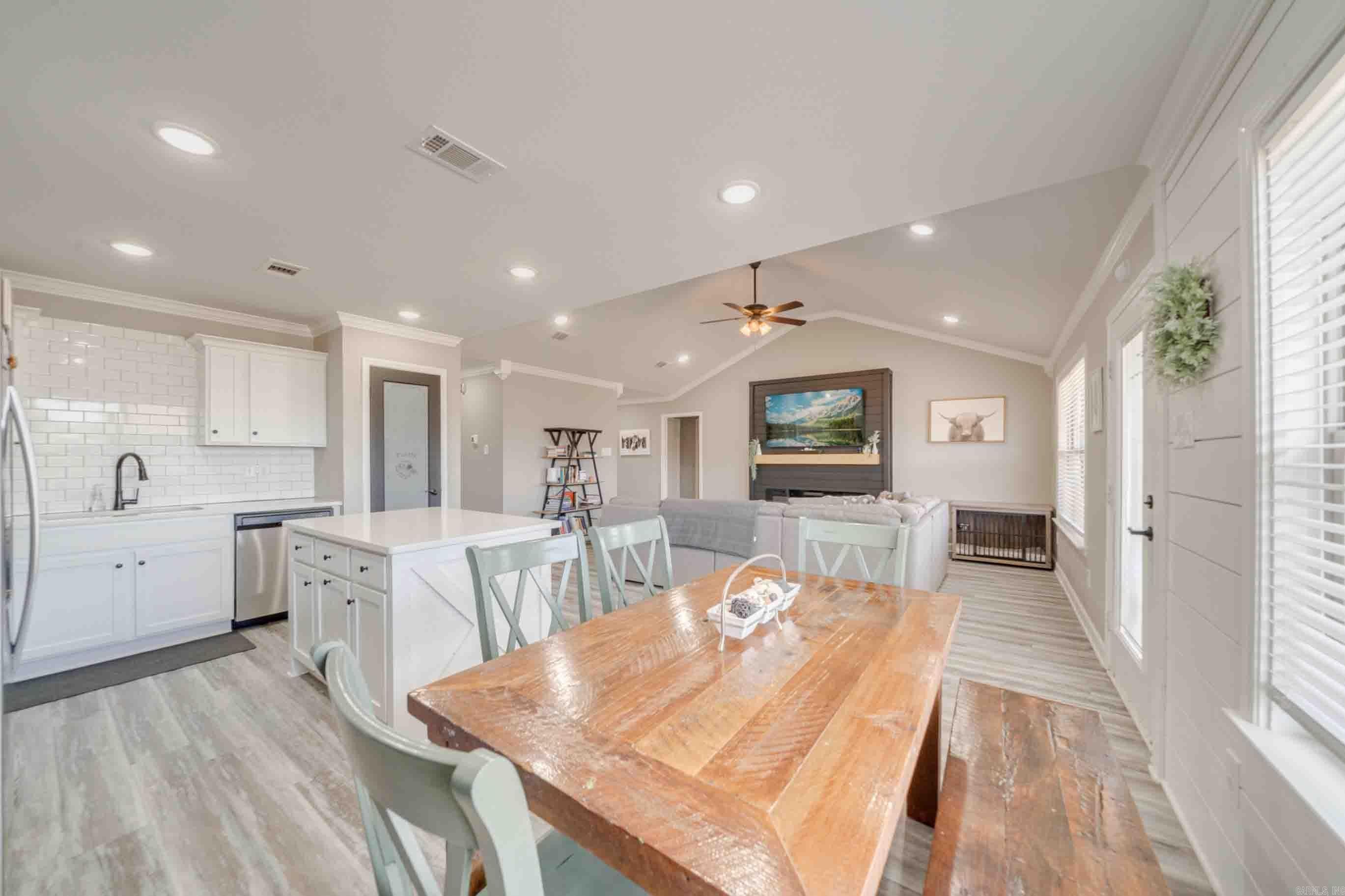 DEERFIELD ESTATES - Residential