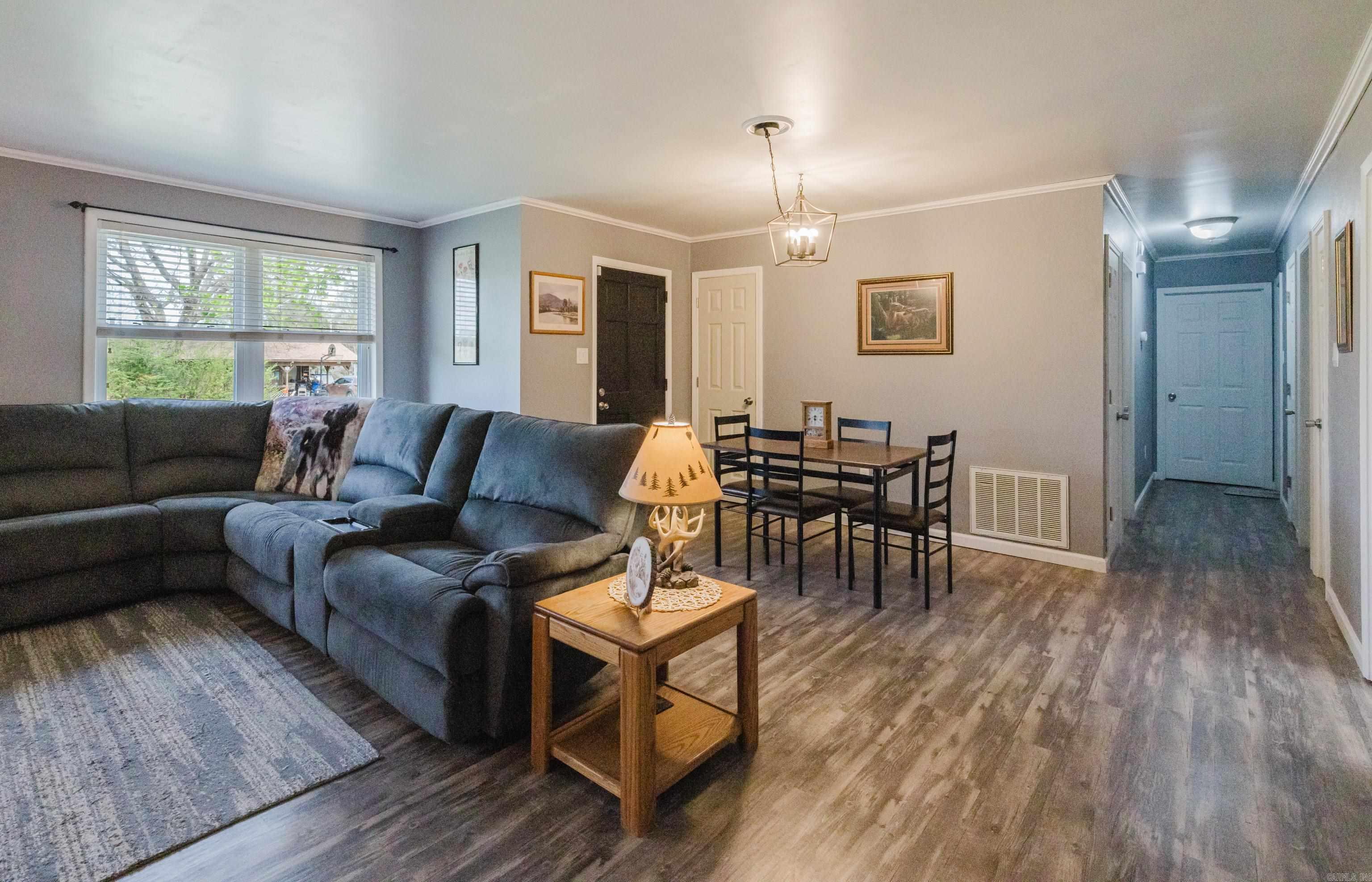 HOLLYWOOD - Residential