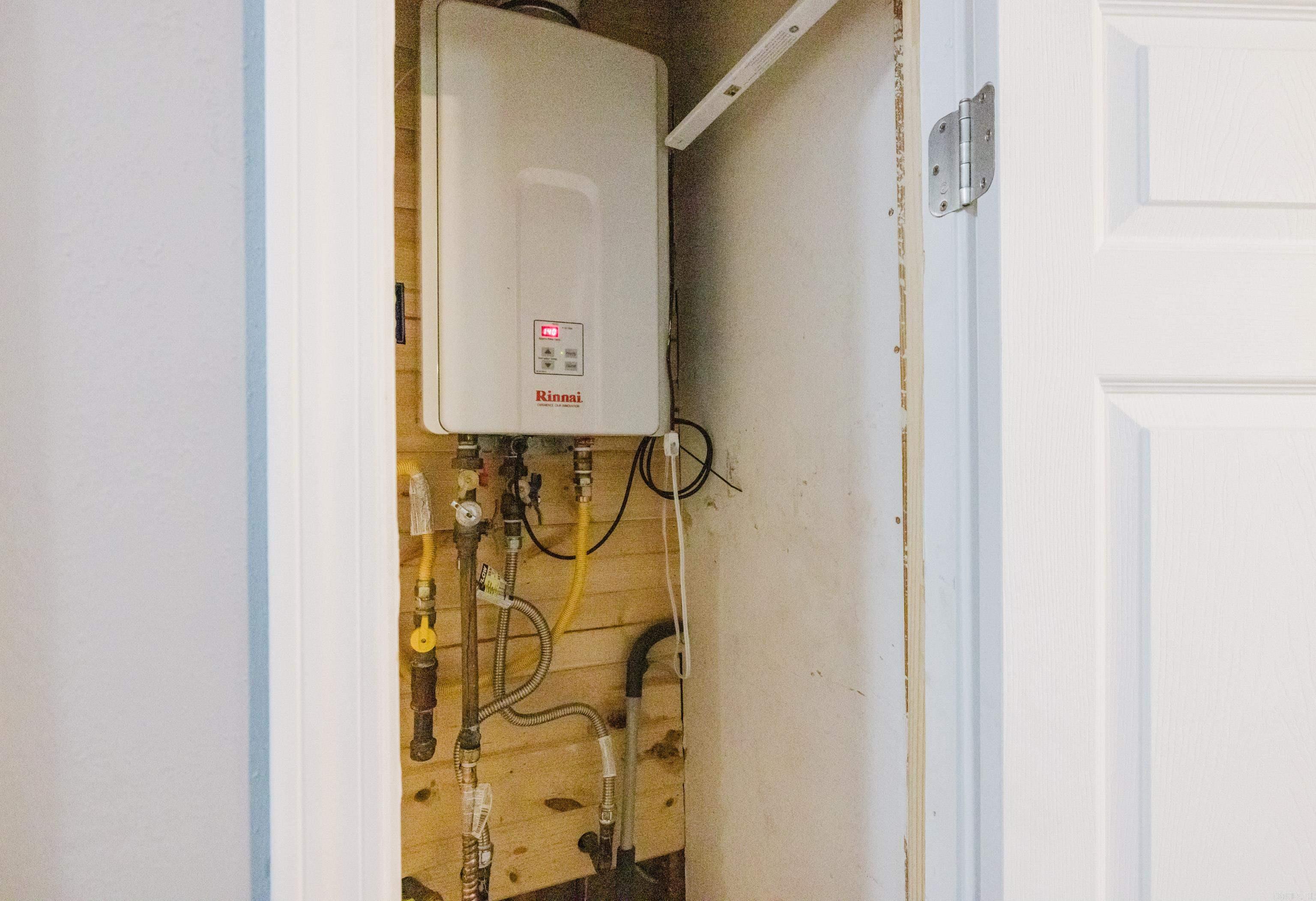 HOLLYWOOD - Residential