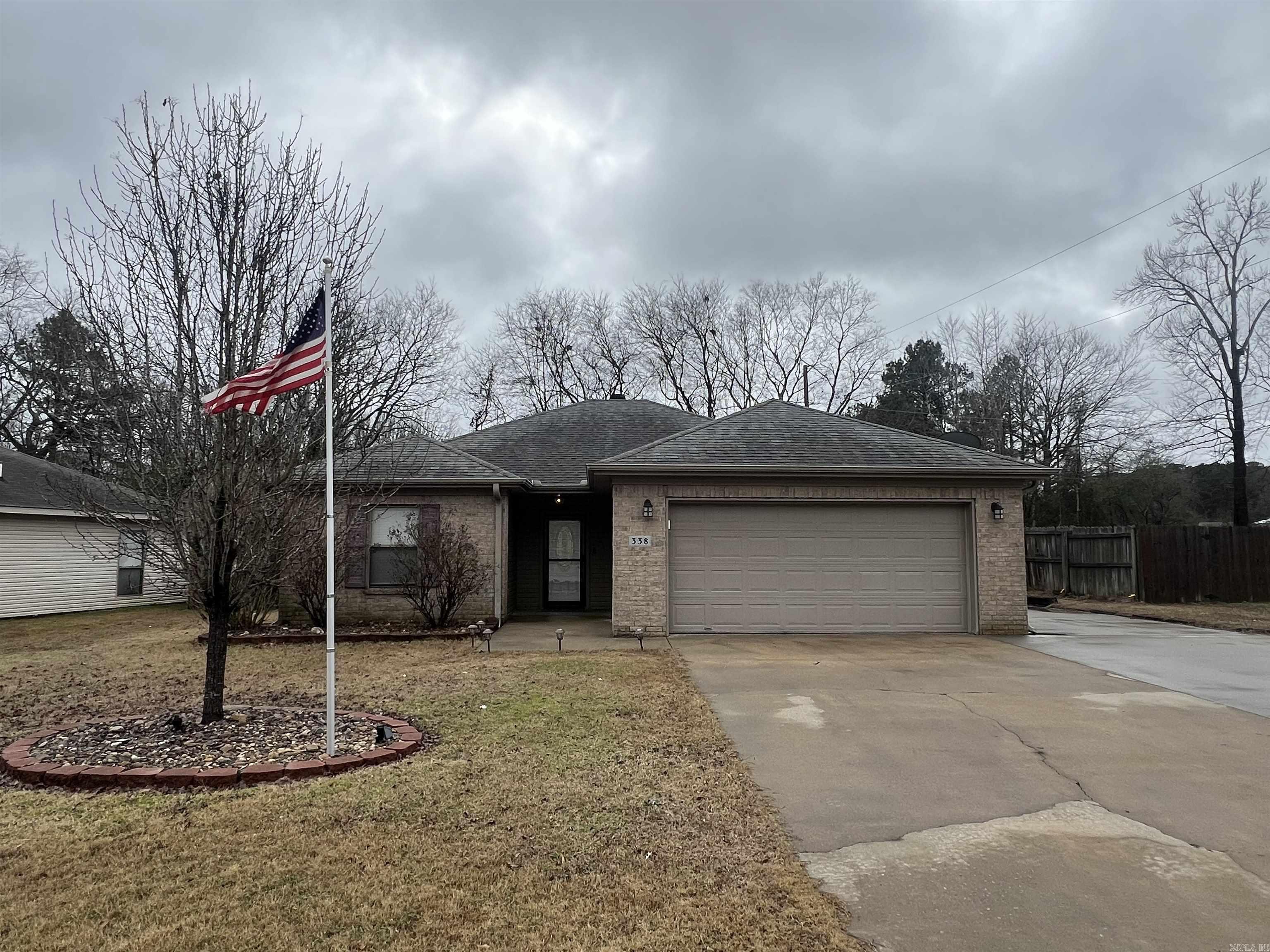 MEADOW CREEK - Residential