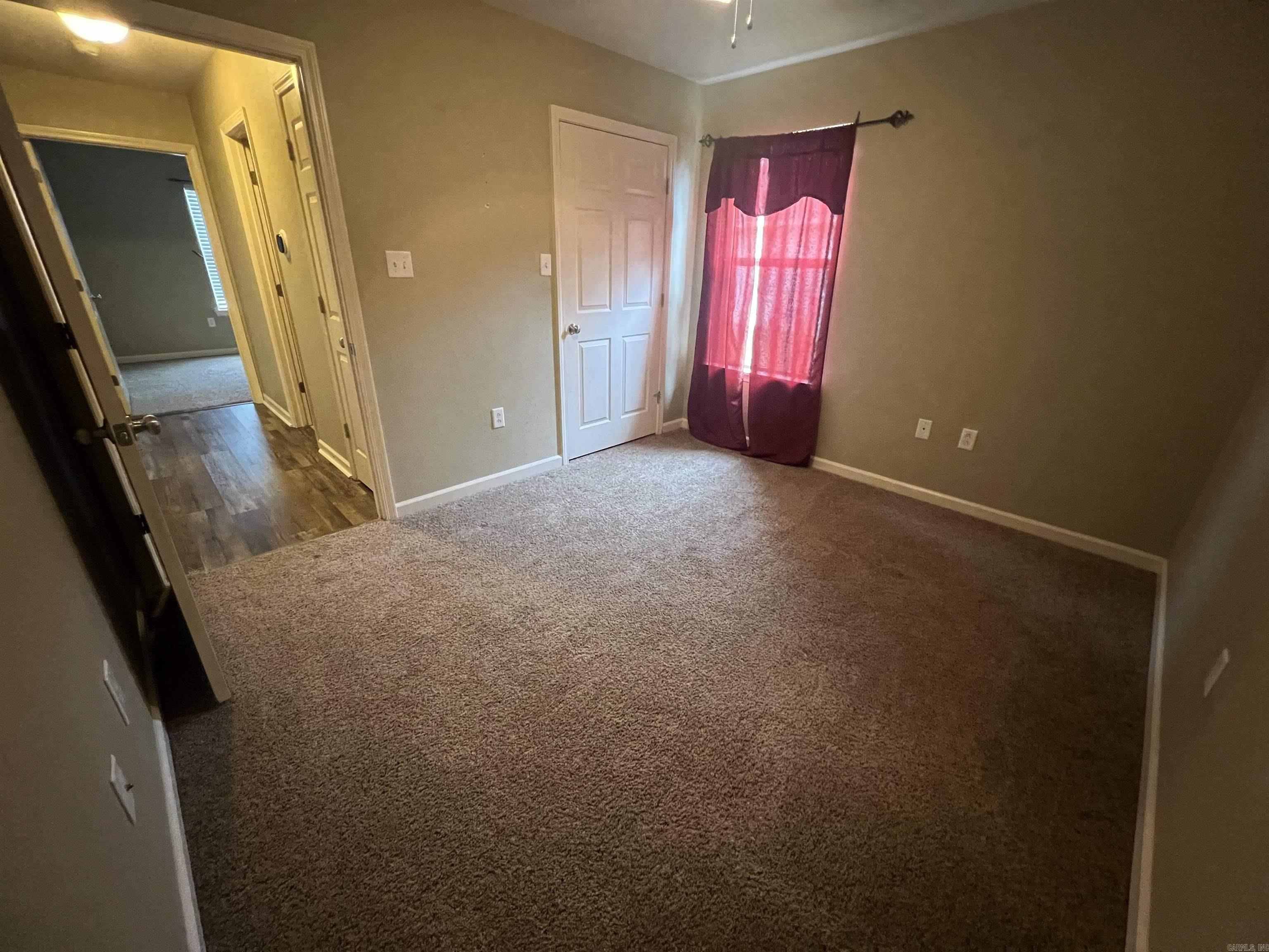 MEADOW CREEK - Residential