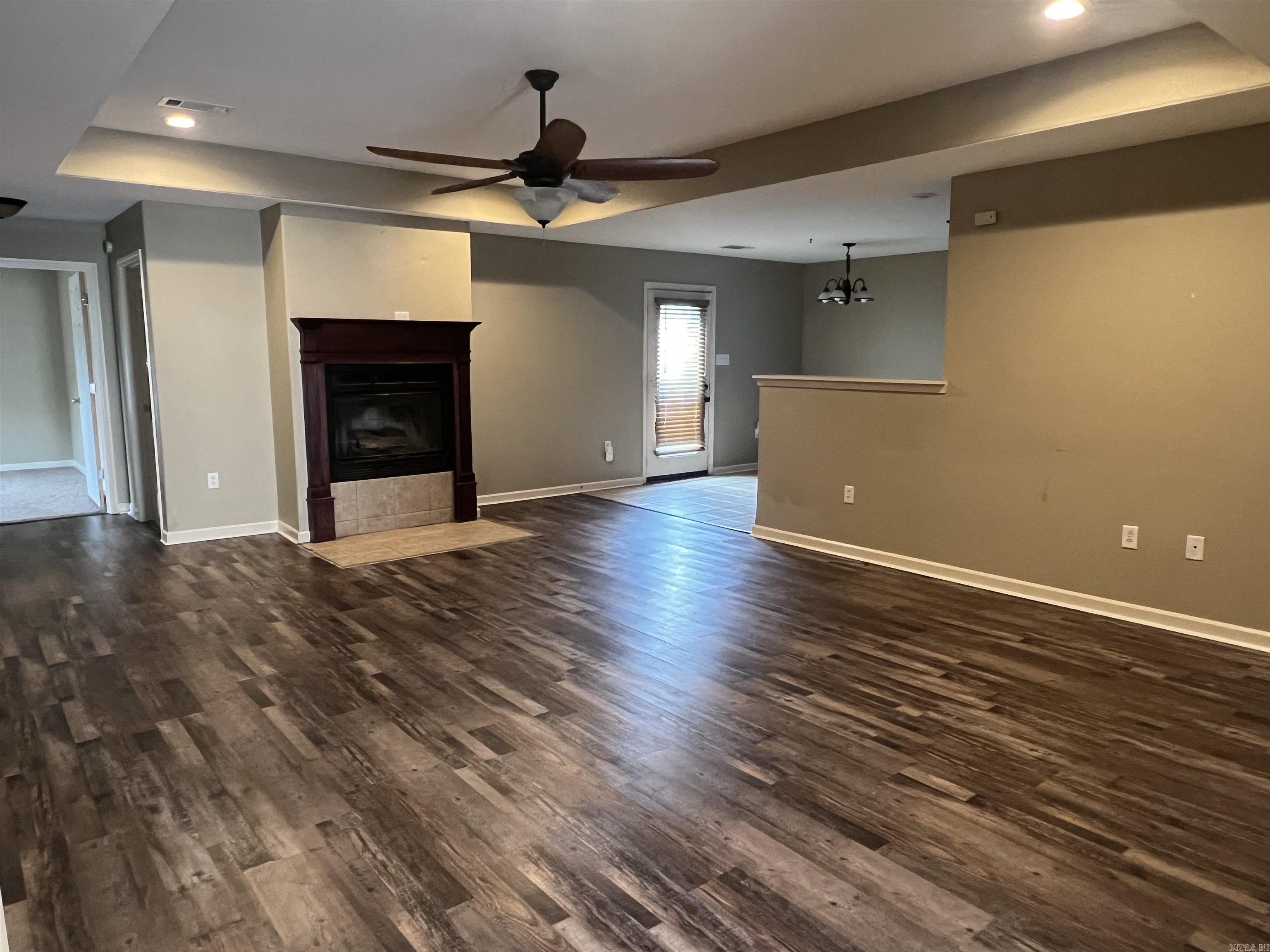 MEADOW CREEK - Residential