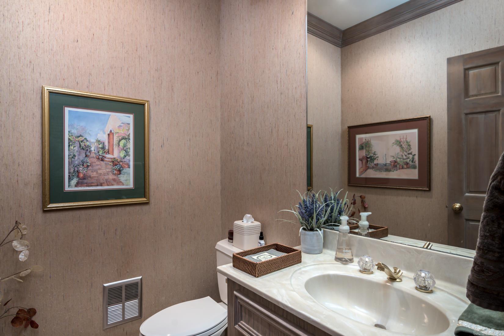 HICKORY CREEK - Residential