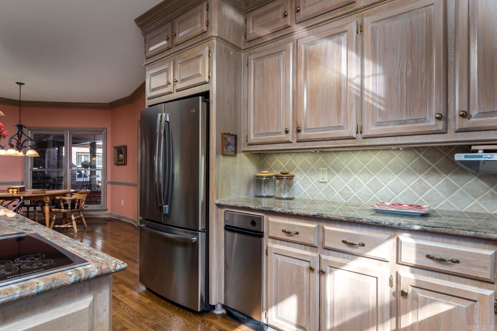 HICKORY CREEK - Residential