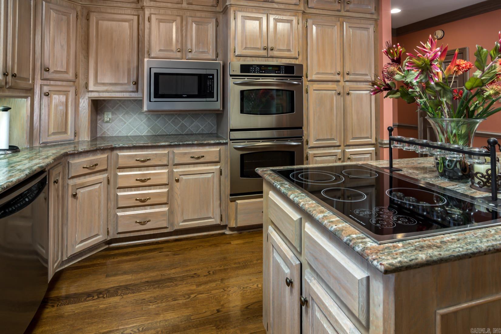 HICKORY CREEK - Residential