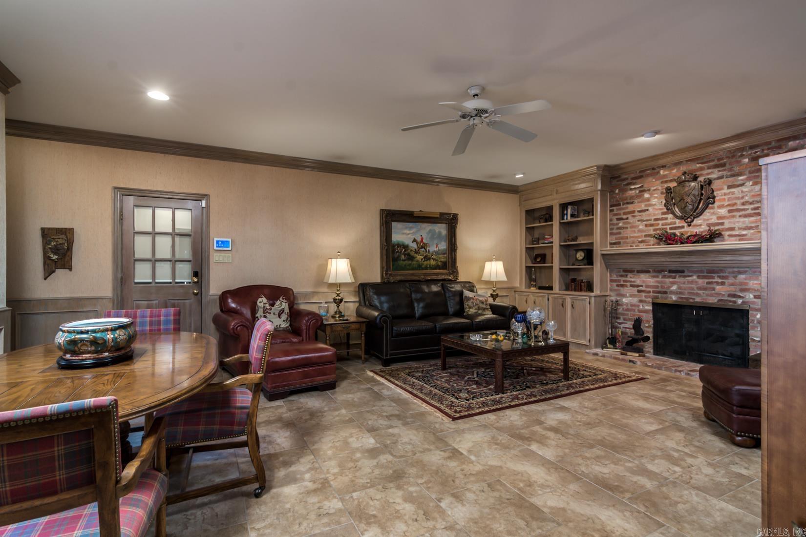 HICKORY CREEK - Residential