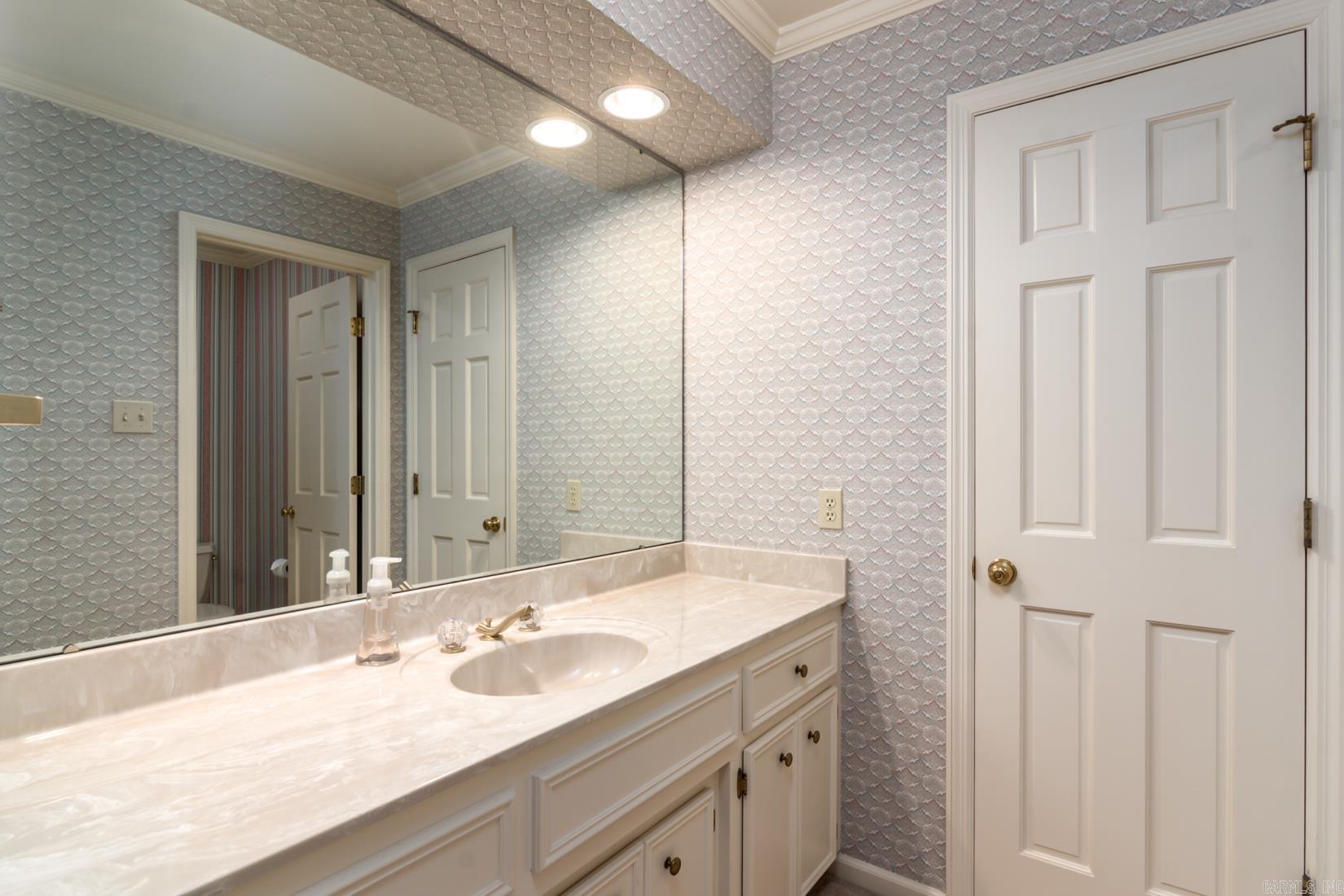 HICKORY CREEK - Residential