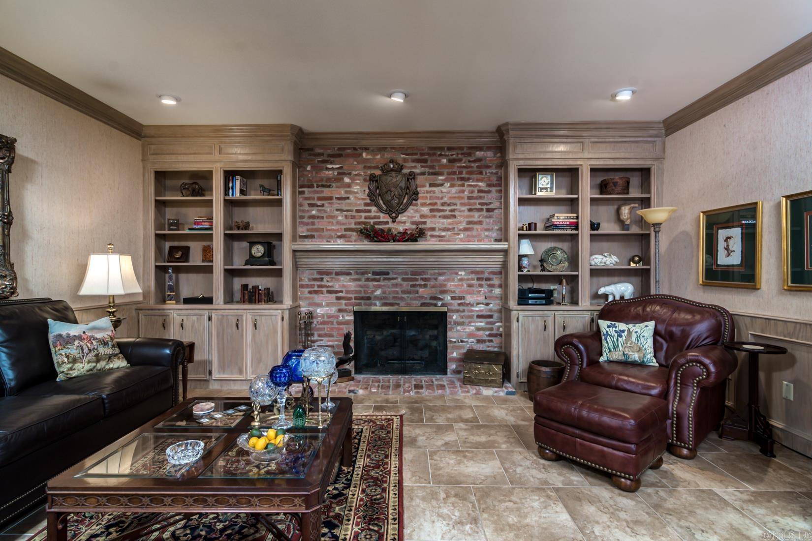 HICKORY CREEK - Residential