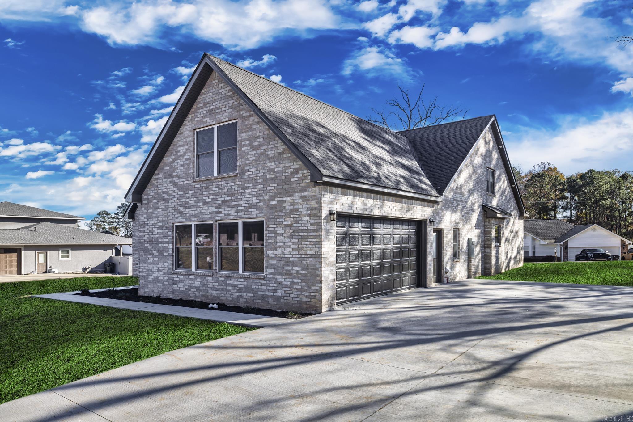 TANGLEWOOD ESTATES - Residential