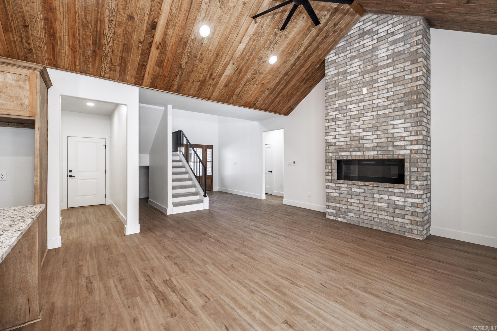 TANGLEWOOD ESTATES - Residential