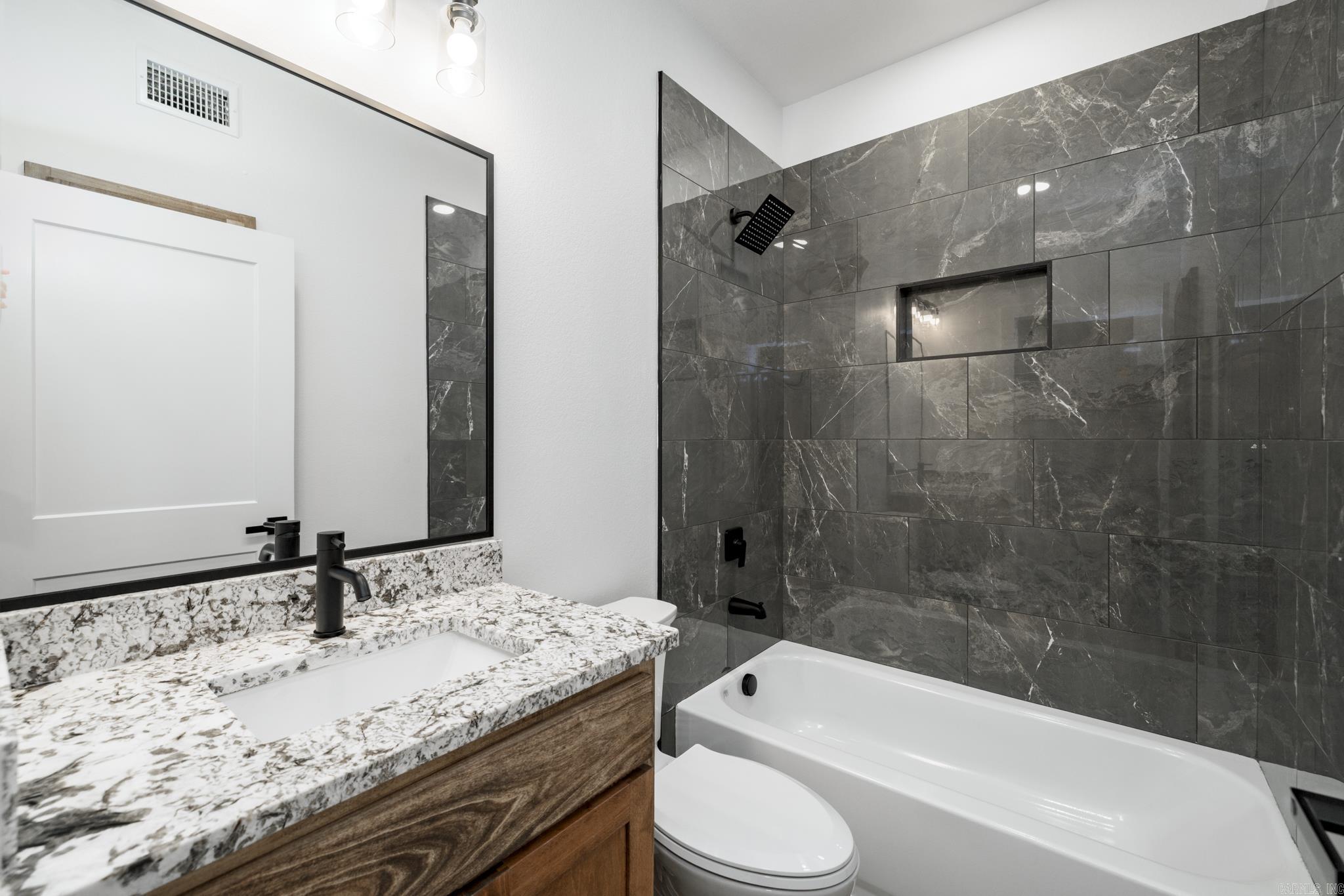 TANGLEWOOD ESTATES - Residential