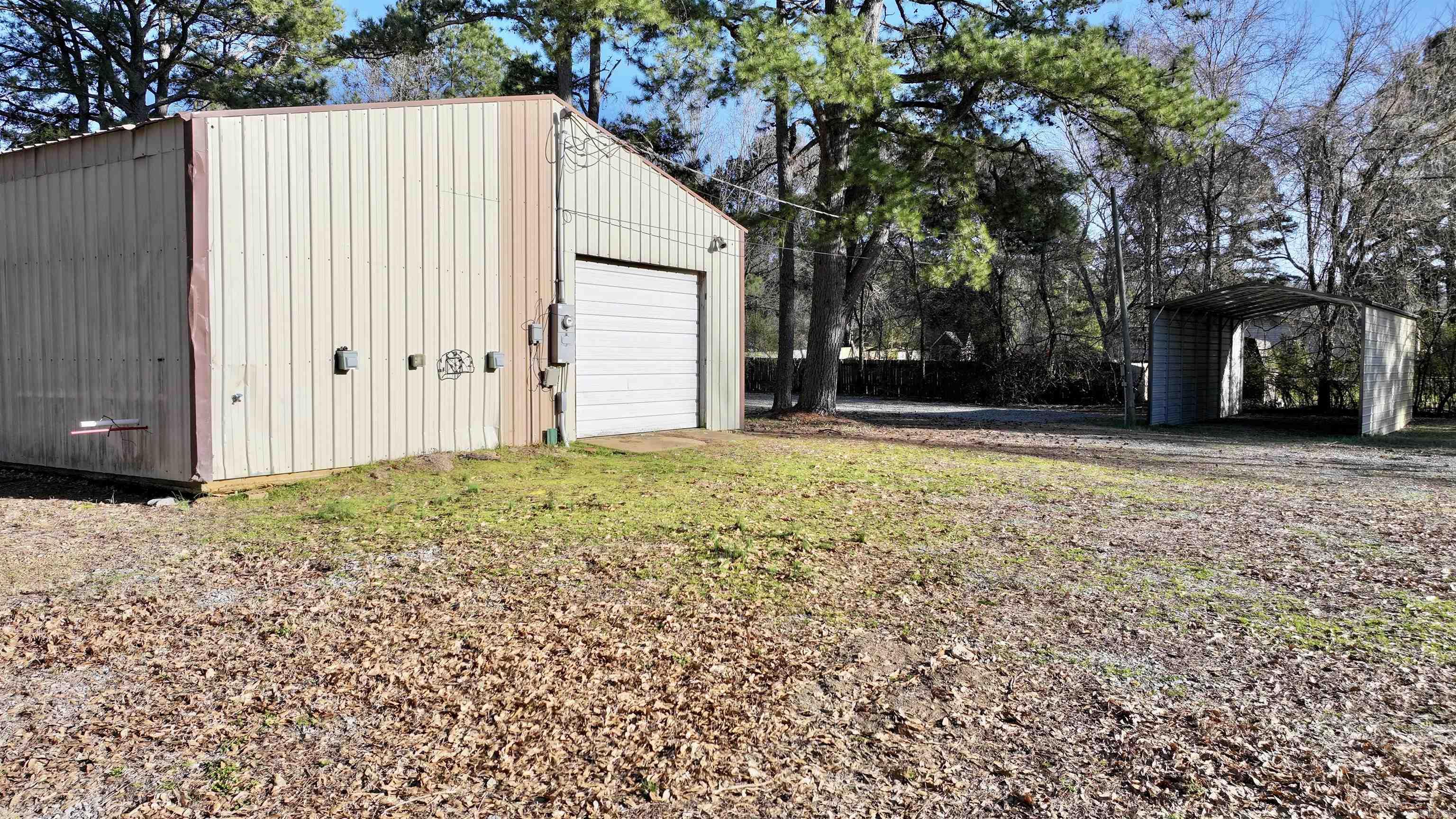 Metes & Bounds - Land