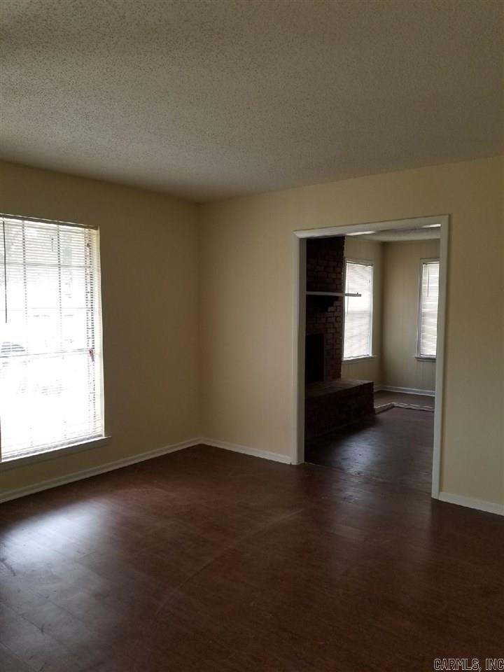 American Manor - Residential Lease