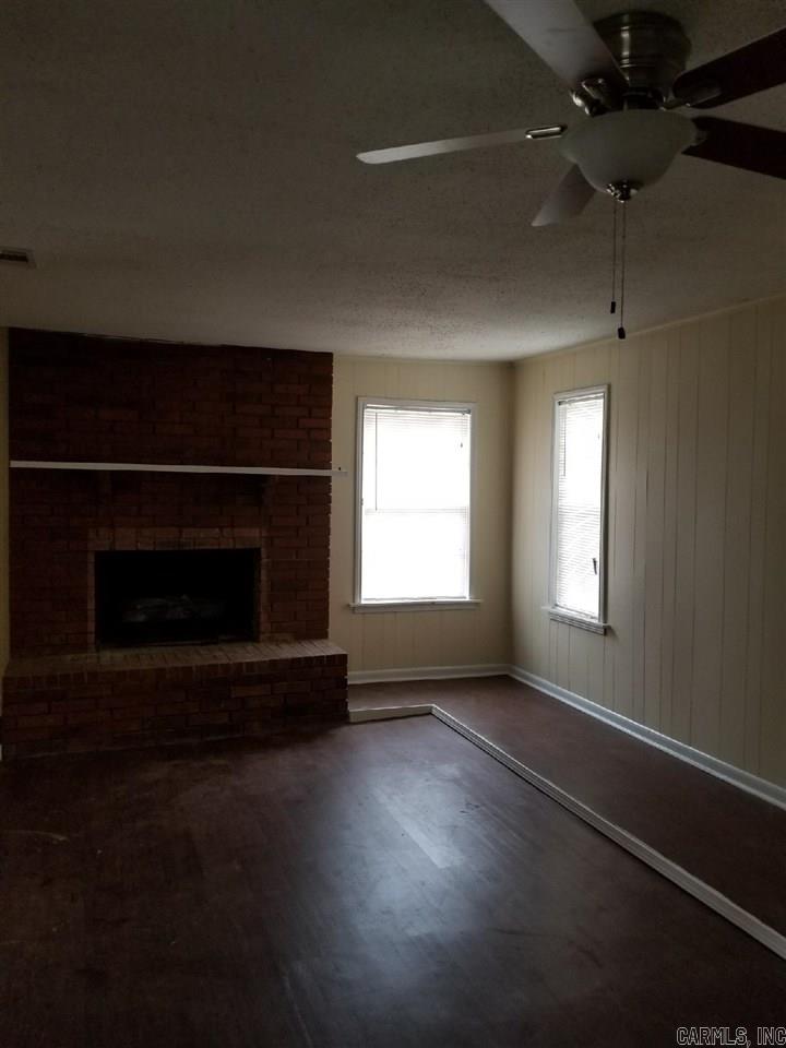 American Manor - Residential Lease