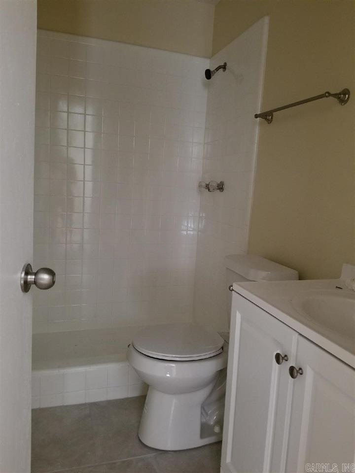 American Manor - Residential Lease