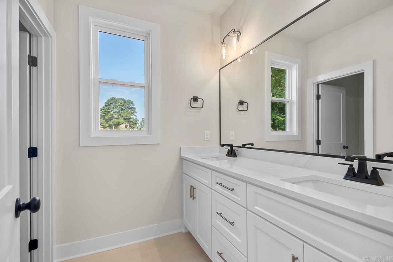 SPENCER CROSSING LLC - Residential