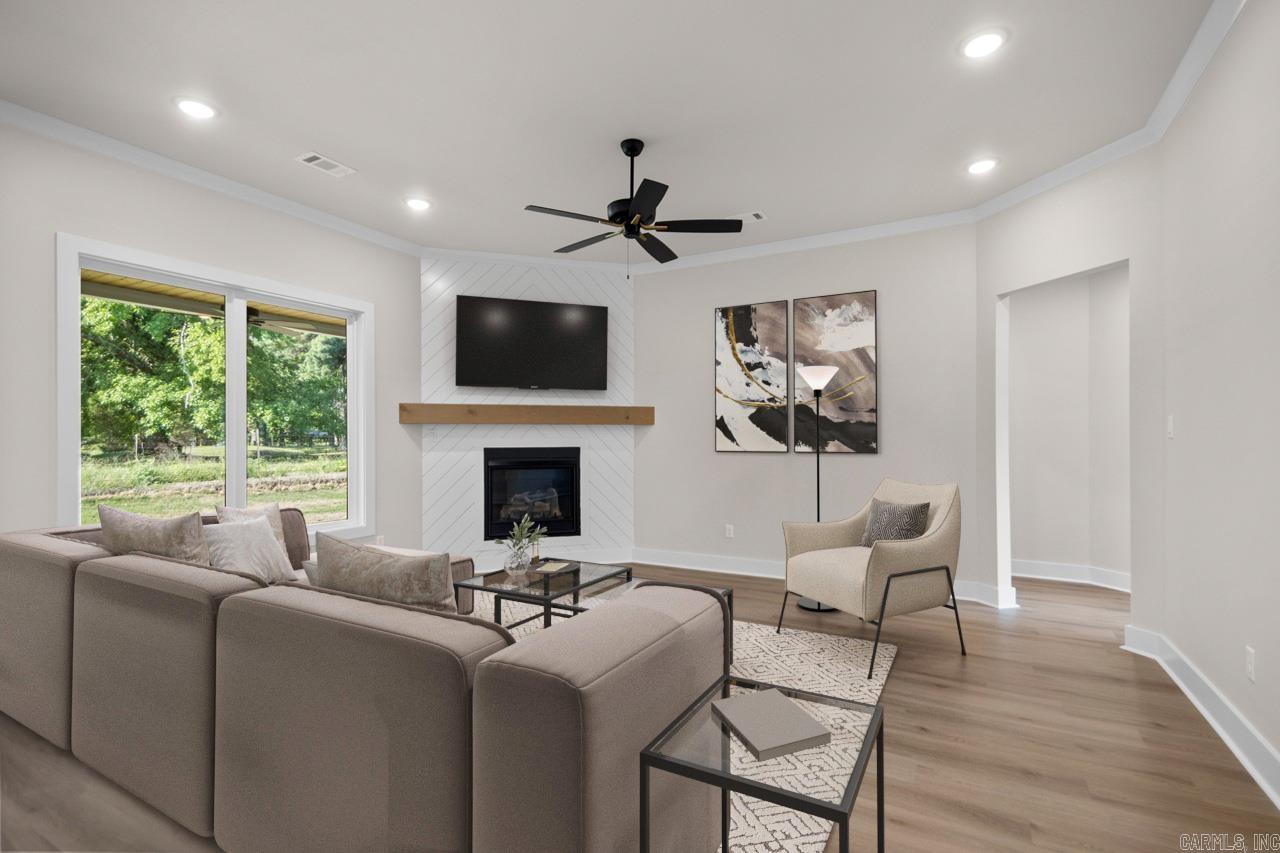 SPENCER CROSSING LLC - Residential