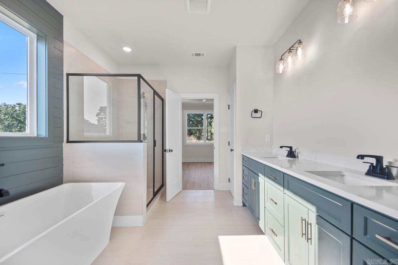 SPENCER CROSSING LLC - Residential