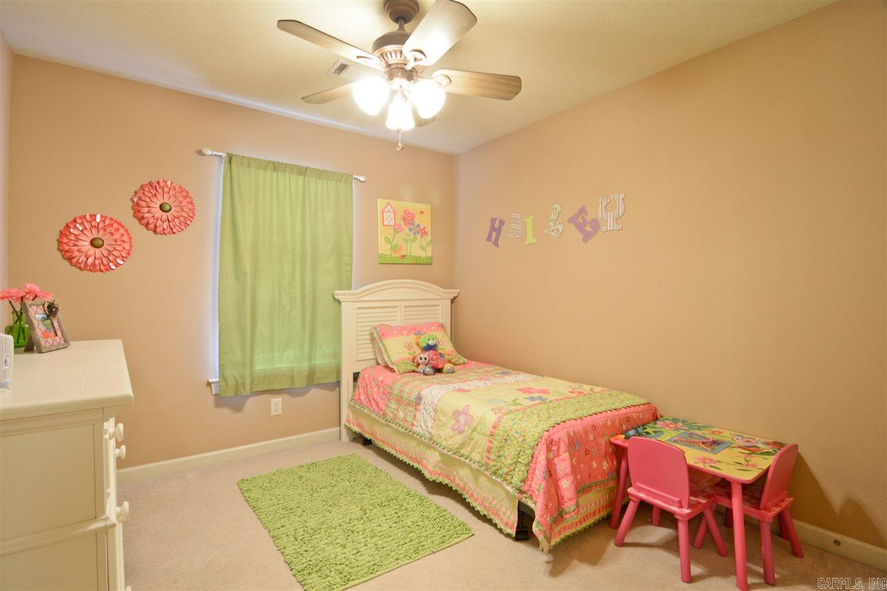 COUNTRY CLUB OF ARK THE - Residential