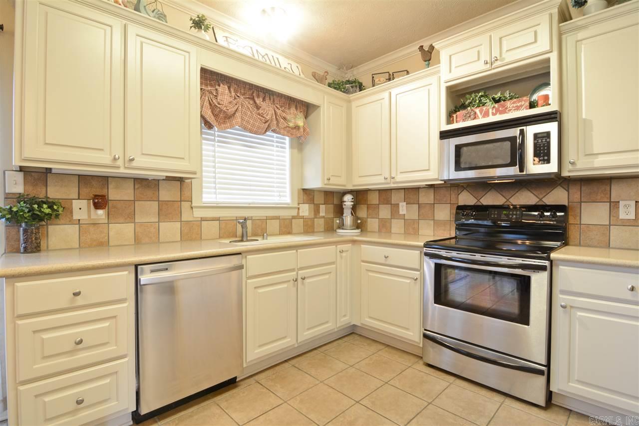 COUNTRY CLUB OF ARK THE - Residential