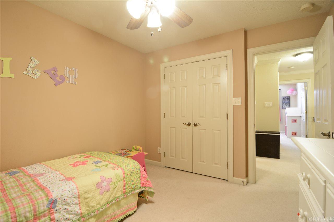 COUNTRY CLUB OF ARK THE - Residential