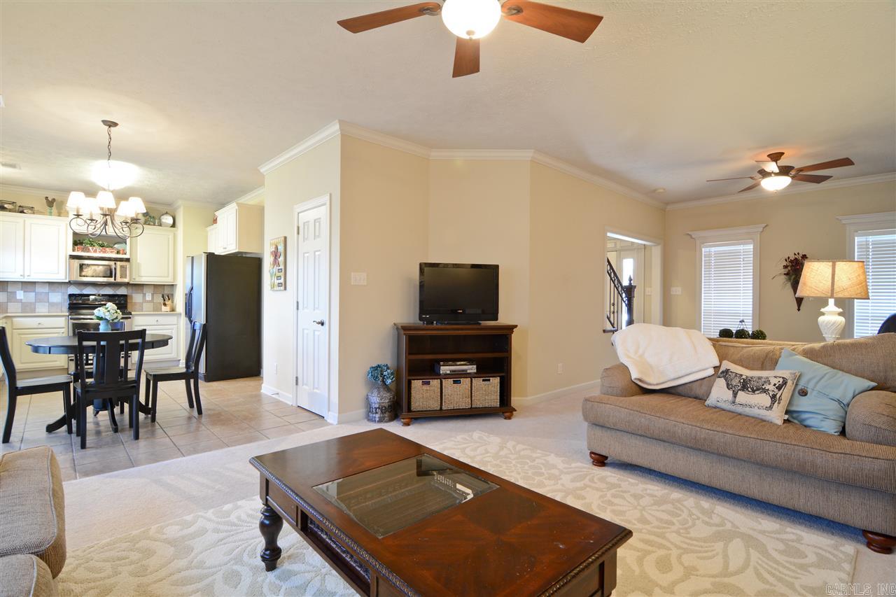 COUNTRY CLUB OF ARK THE - Residential