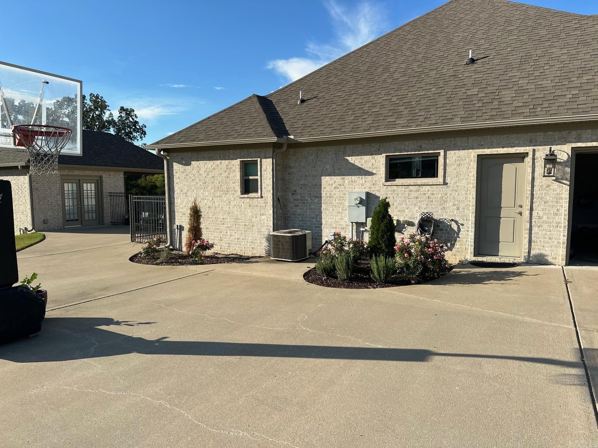 Oak View - Residential